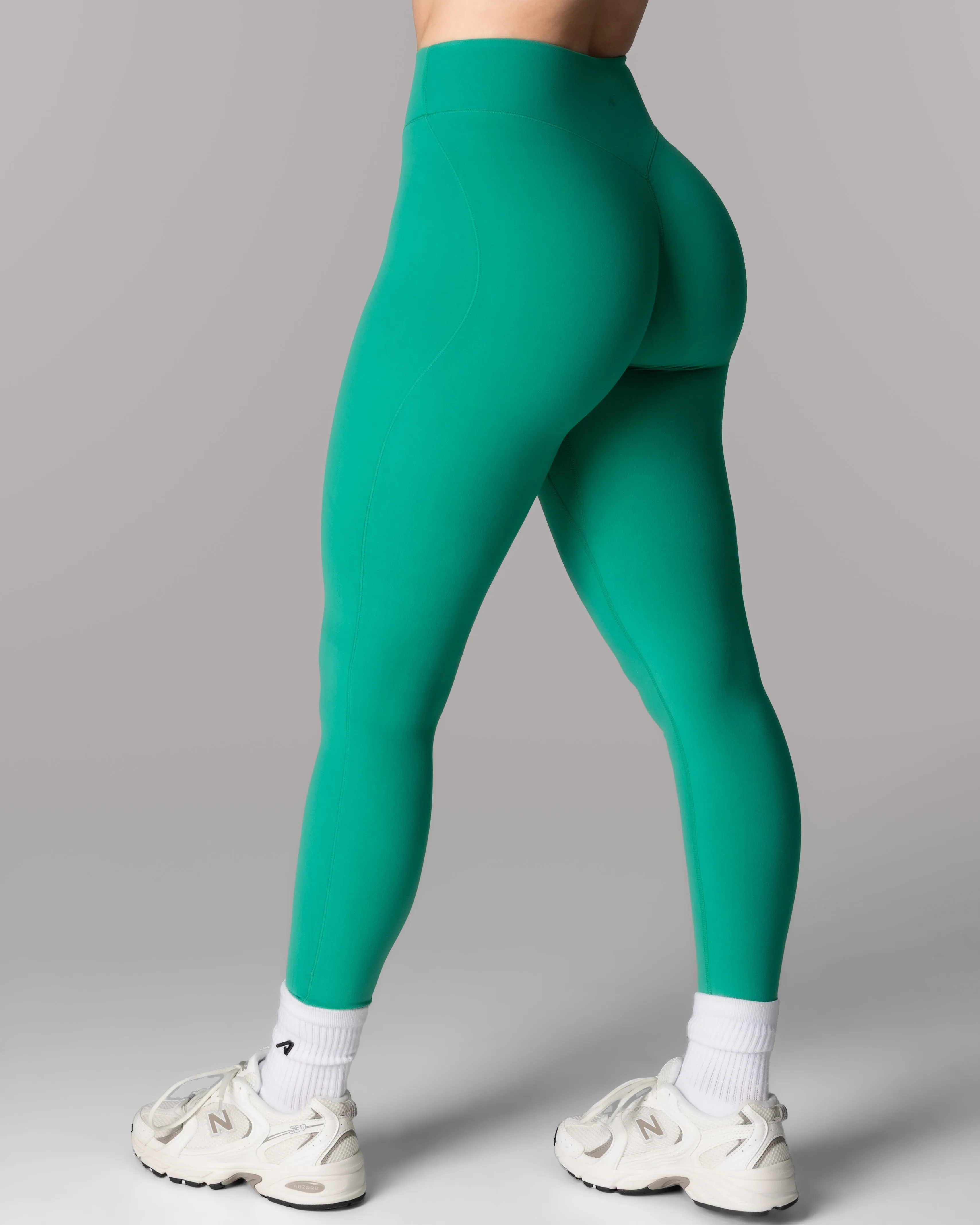 Everyday Elevate Ultra-High Rise Legging - Grove sold by Alphalete