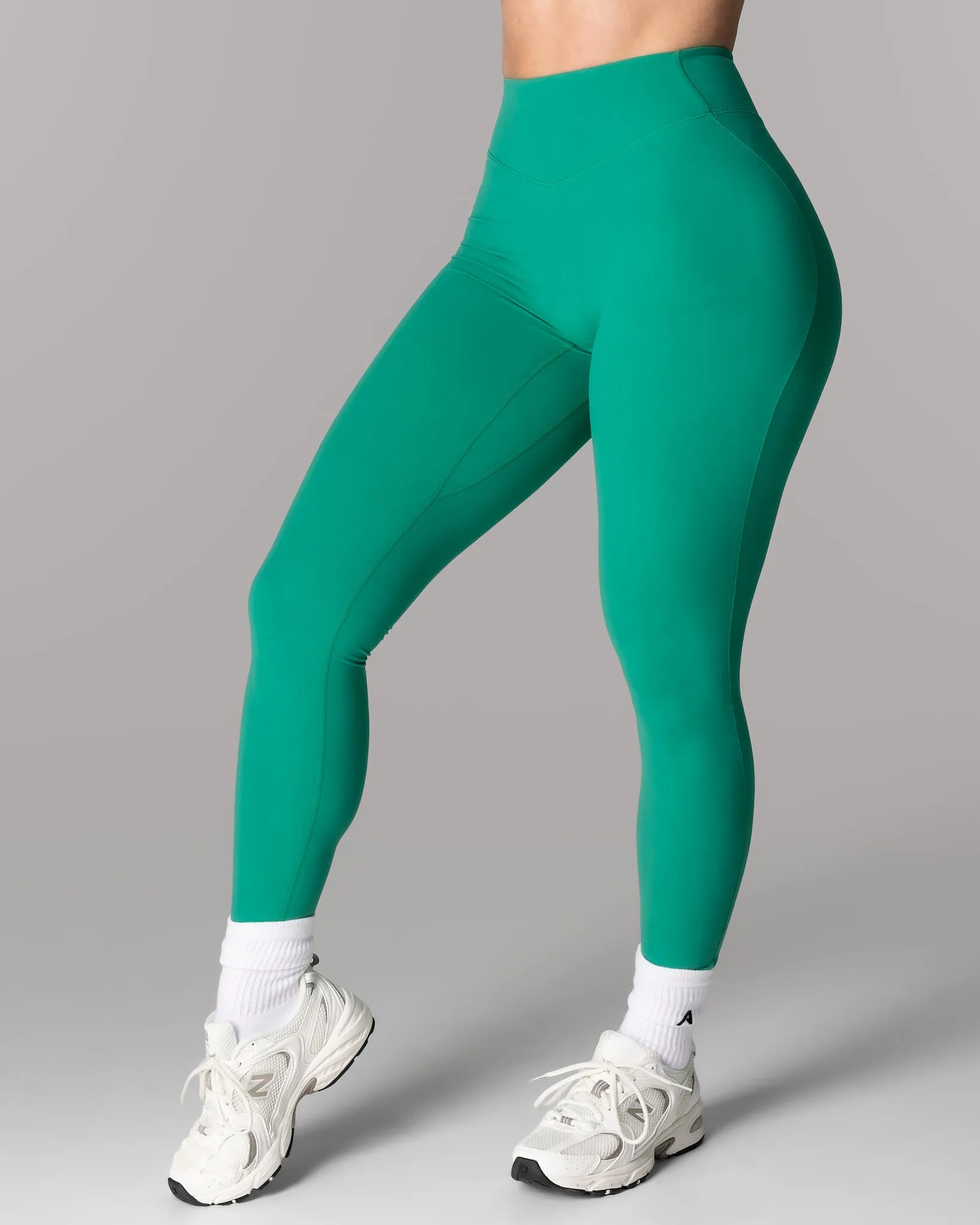 Everyday Elevate Ultra-High Rise Legging - Grove sold by Alphalete product image thumbnail 3