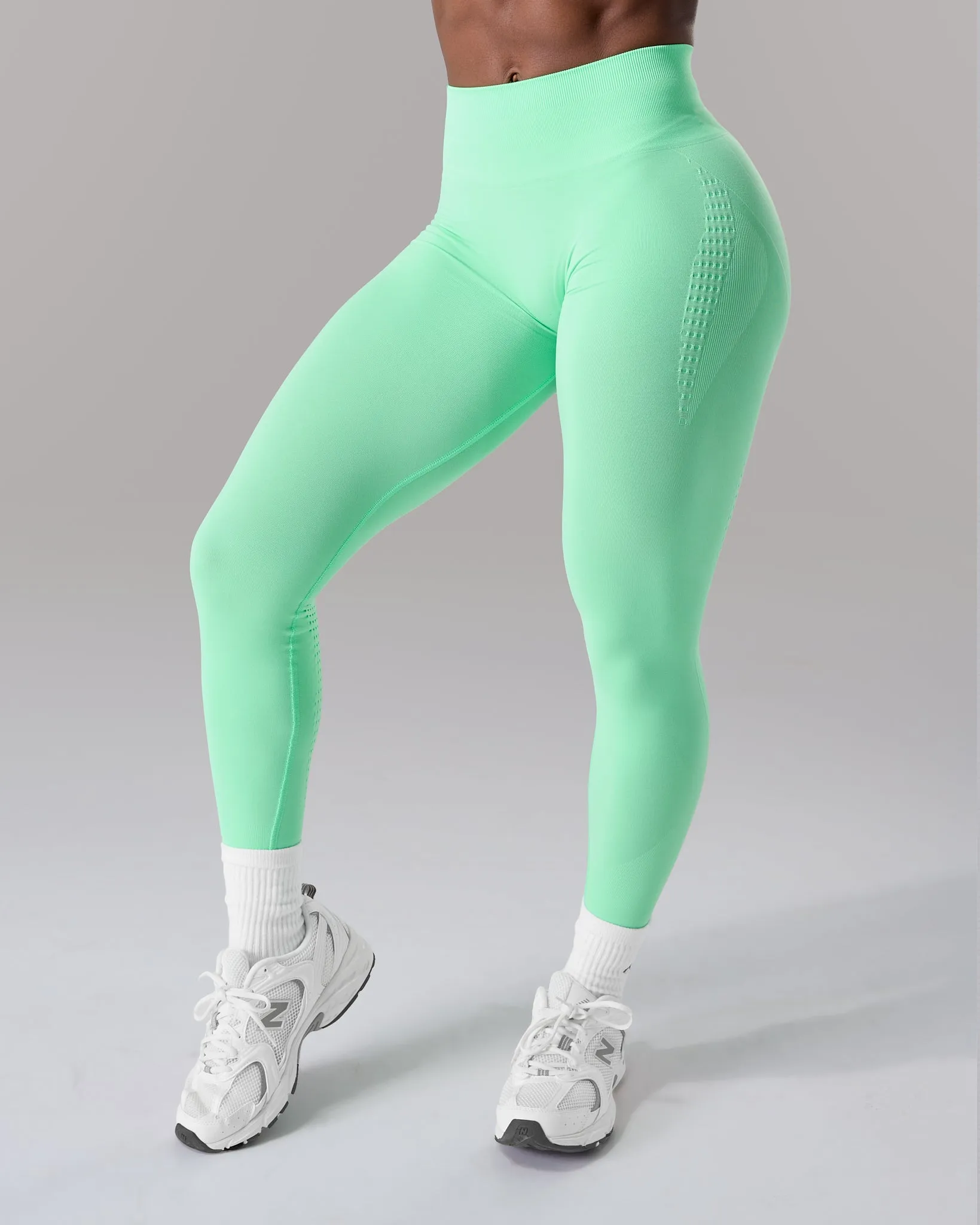 Contour Mid Rise Legging - Aurora sold by Alphalete product image thumbnail 2