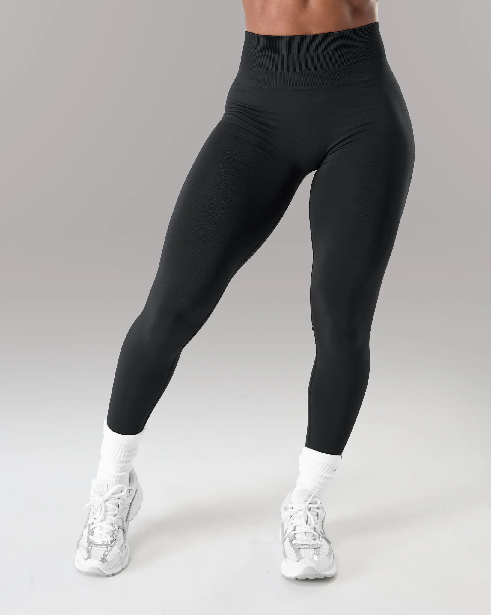 Amplify Ultra-High Rise Legging - Black sold by Alphalete product image thumbnail 3
