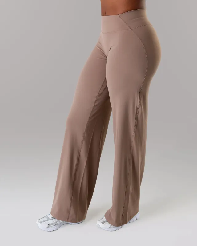 Aura Wide Leg Pant Long - Mocha sold by Alphalete