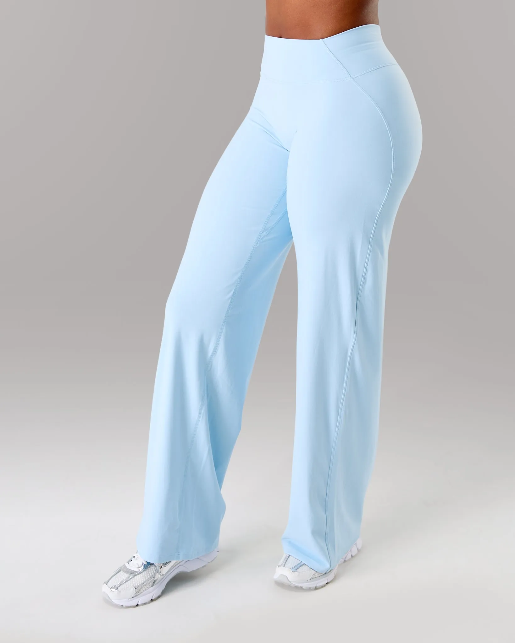 Aura Wide Leg Pant Long - Powder Blue sold by Alphalete