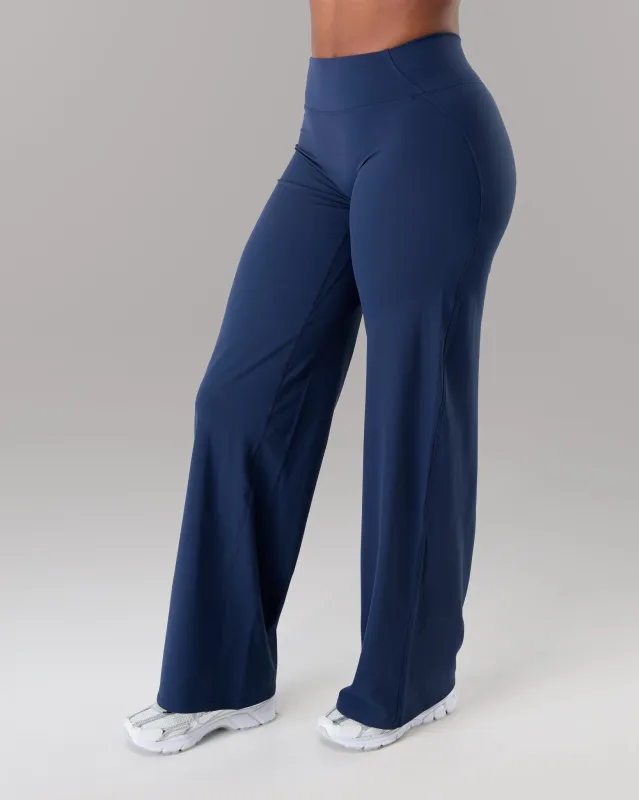 Aura Wide Leg Pant Long - Anchor sold by Alphalete