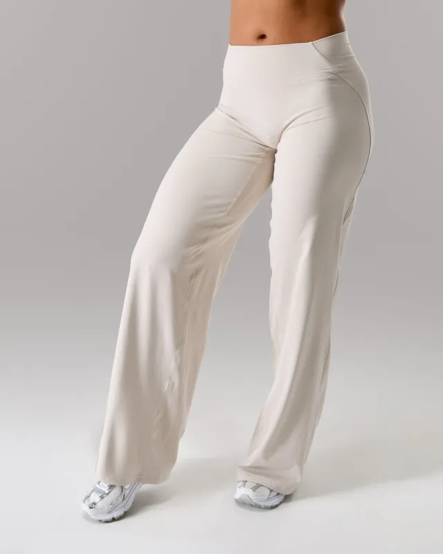Aura Wide Leg Pant Regular - Wheat sold by Alphalete