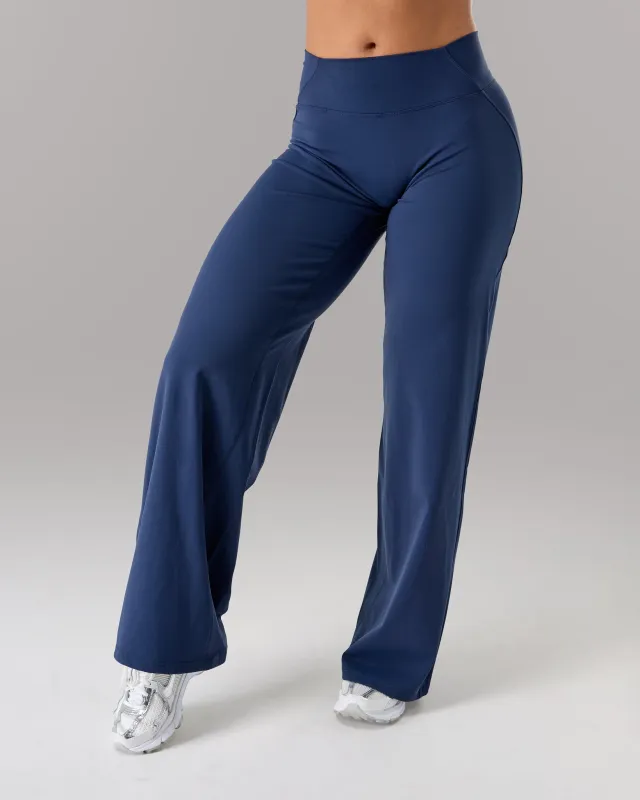 Aura Wide Leg Pant Regular - Anchor sold by Alphalete