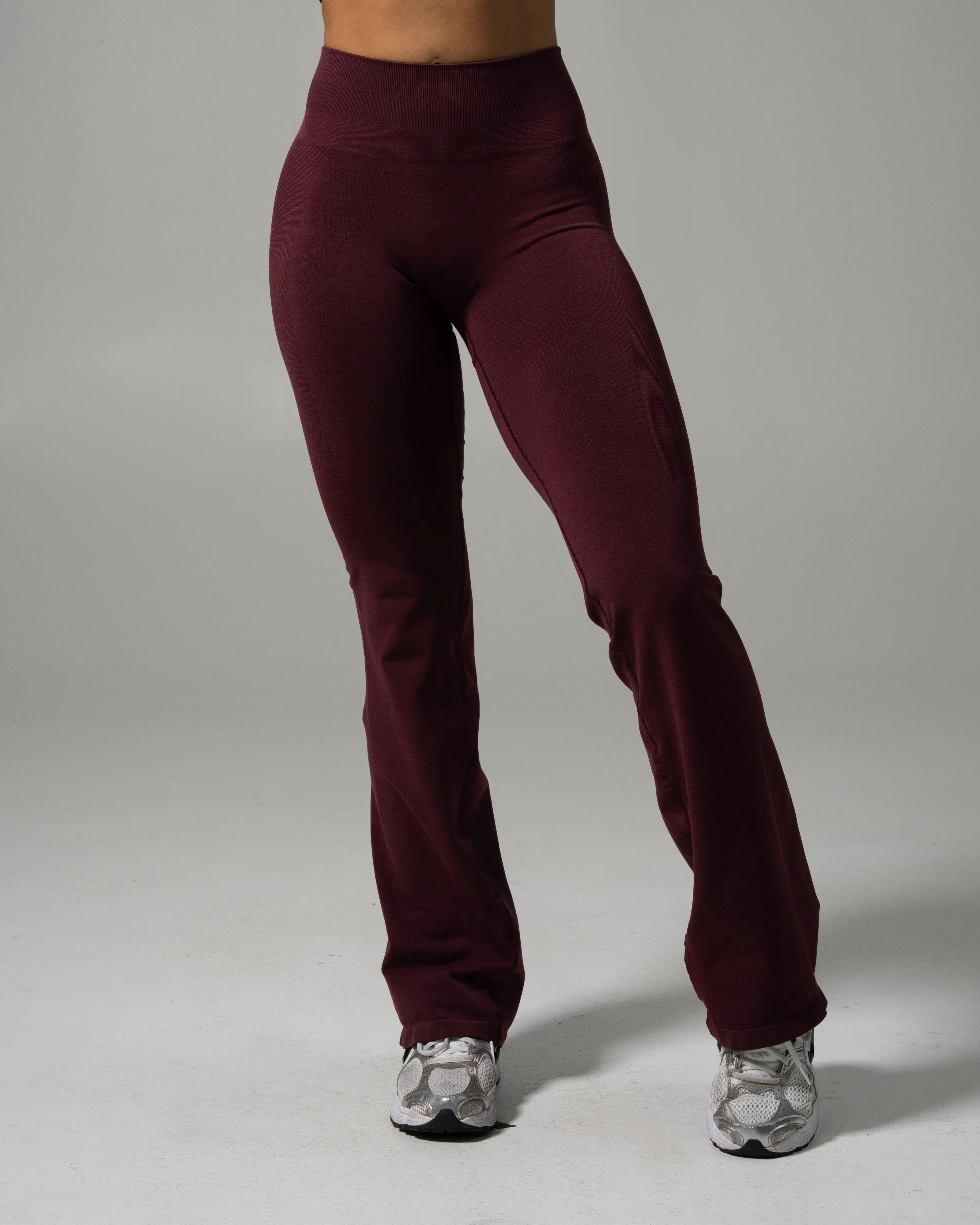 Pump Mid Rise Flared Pant - Merlot sold by Alphalete product image thumbnail 3