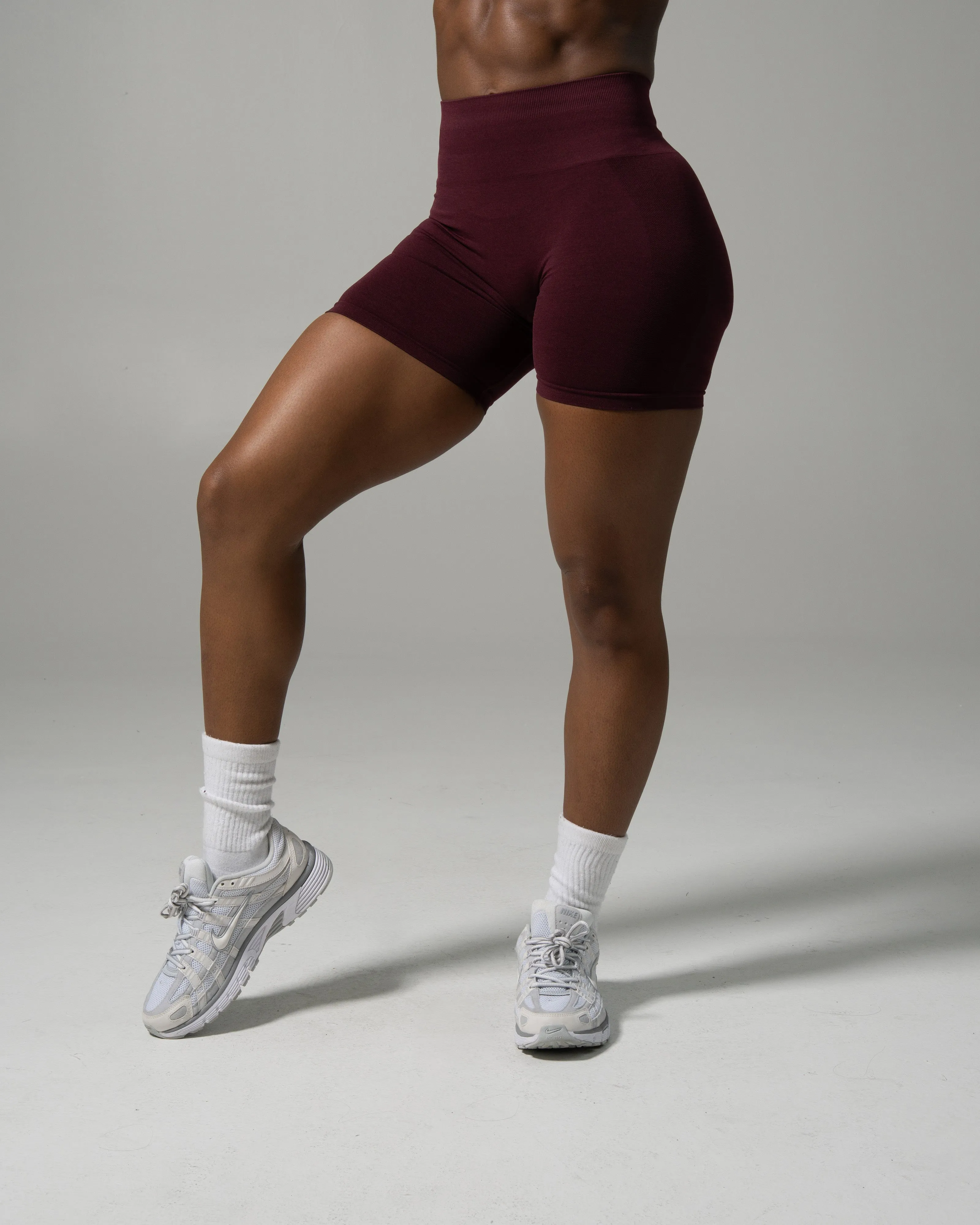 Pump Mid Rise Short - Merlot sold by Alphalete product image thumbnail 3