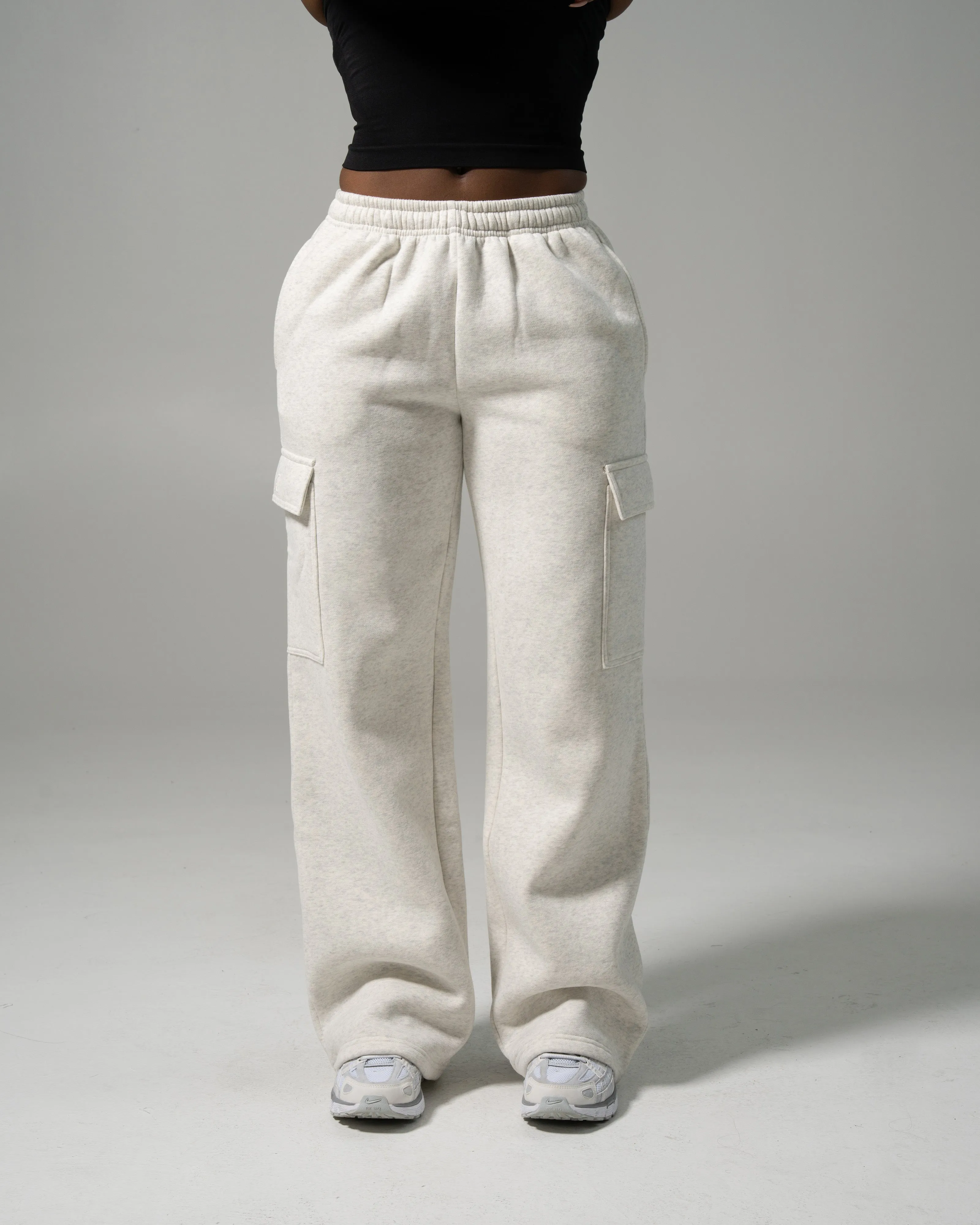 Staple Cargo Pant - LT Heather Grey sold by Alphalete product image thumbnail 2