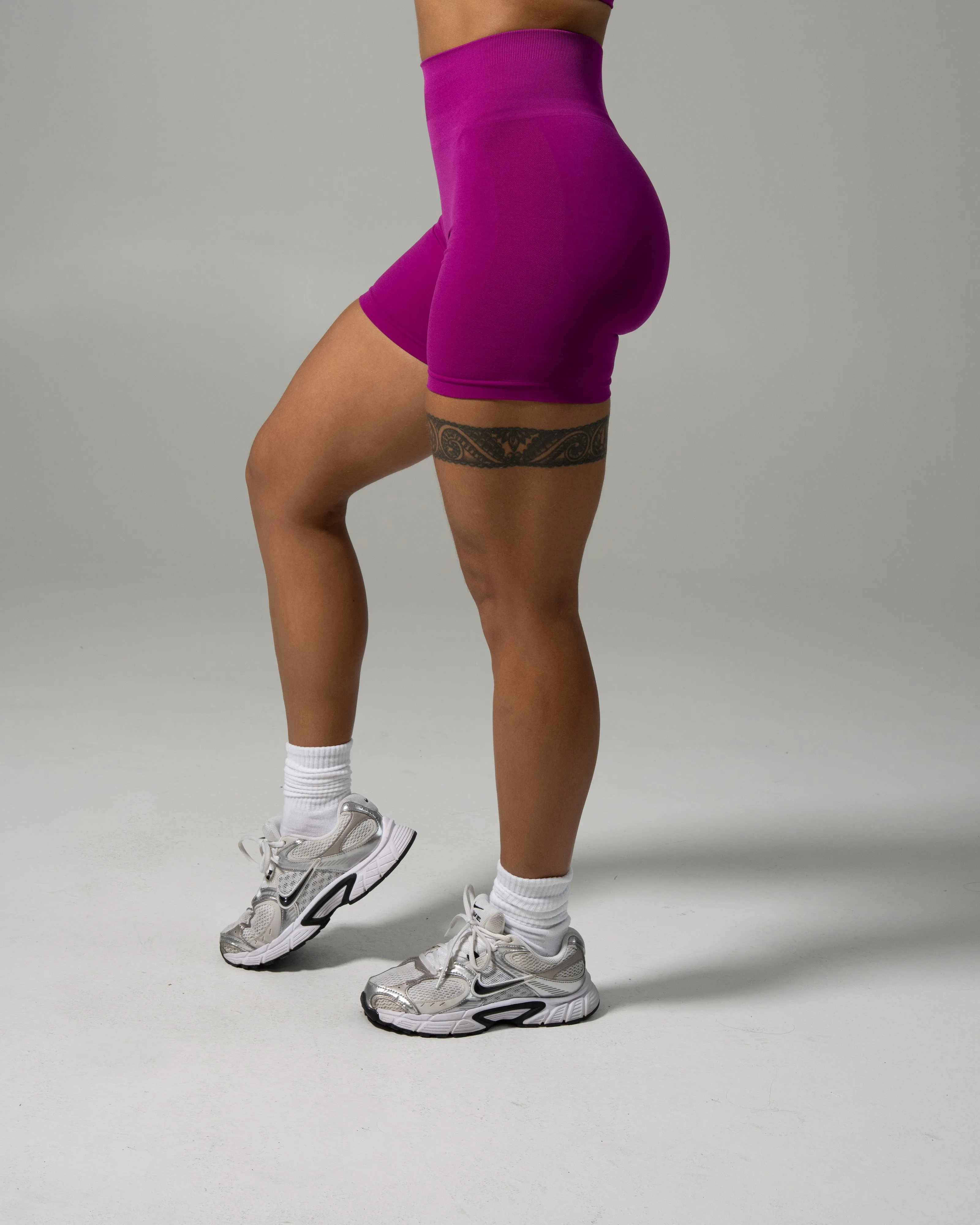 Pump High Rise Short - Dark Fuchsia sold by Alphalete product image thumbnail 3