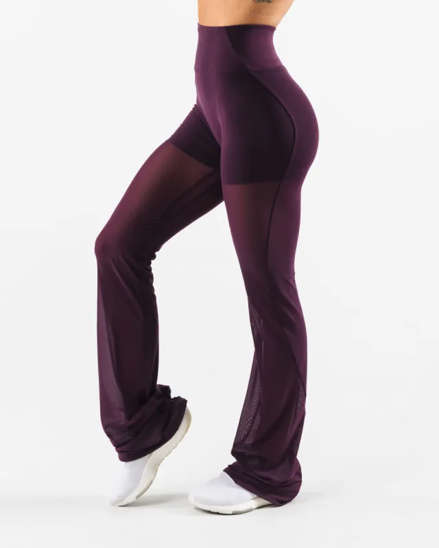 Mesh Astor Flared Pant - Regio sold by Alphalete