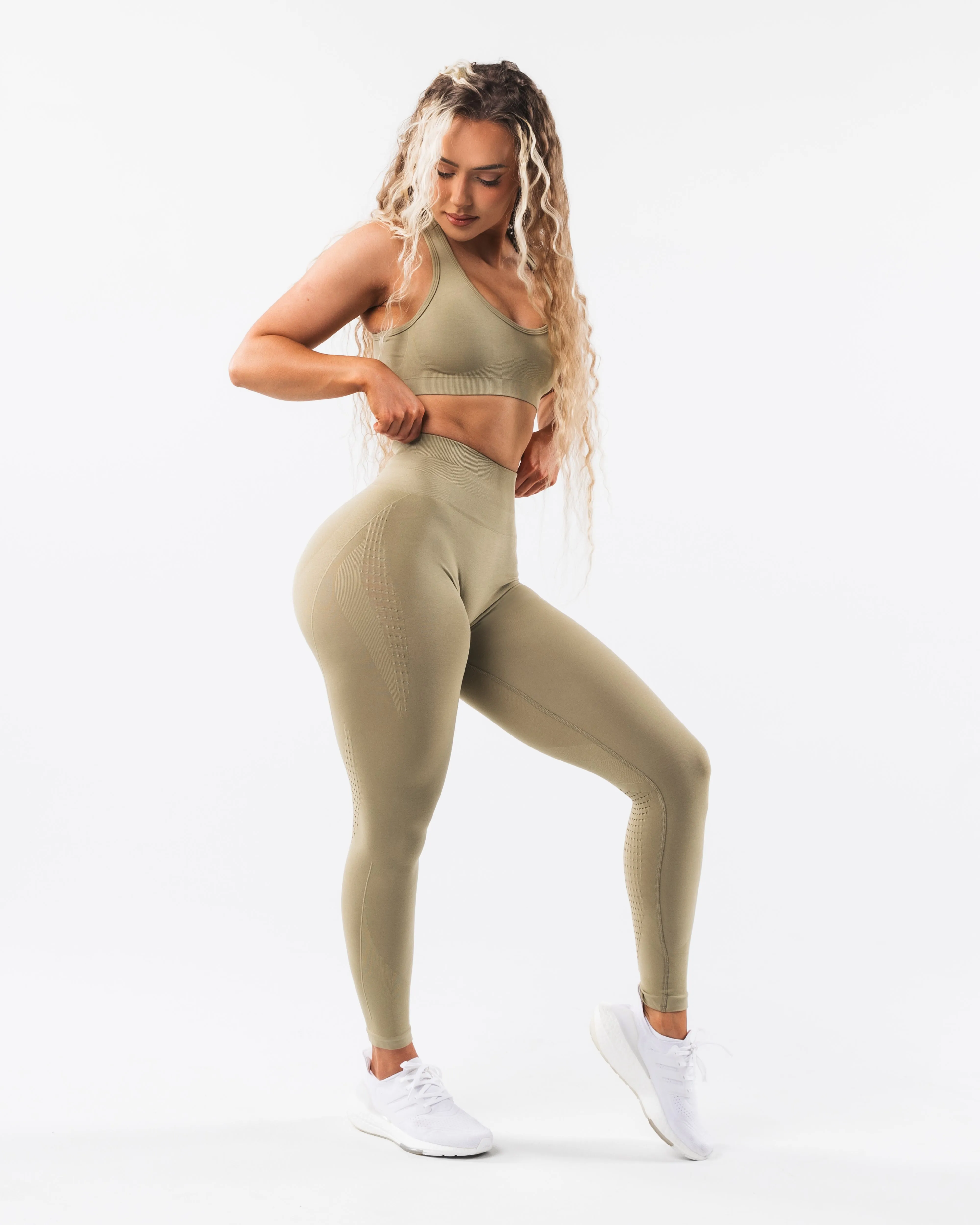 Contour Ultra-High Rise Legging - Birch Wood sold by Alphalete product image thumbnail 2