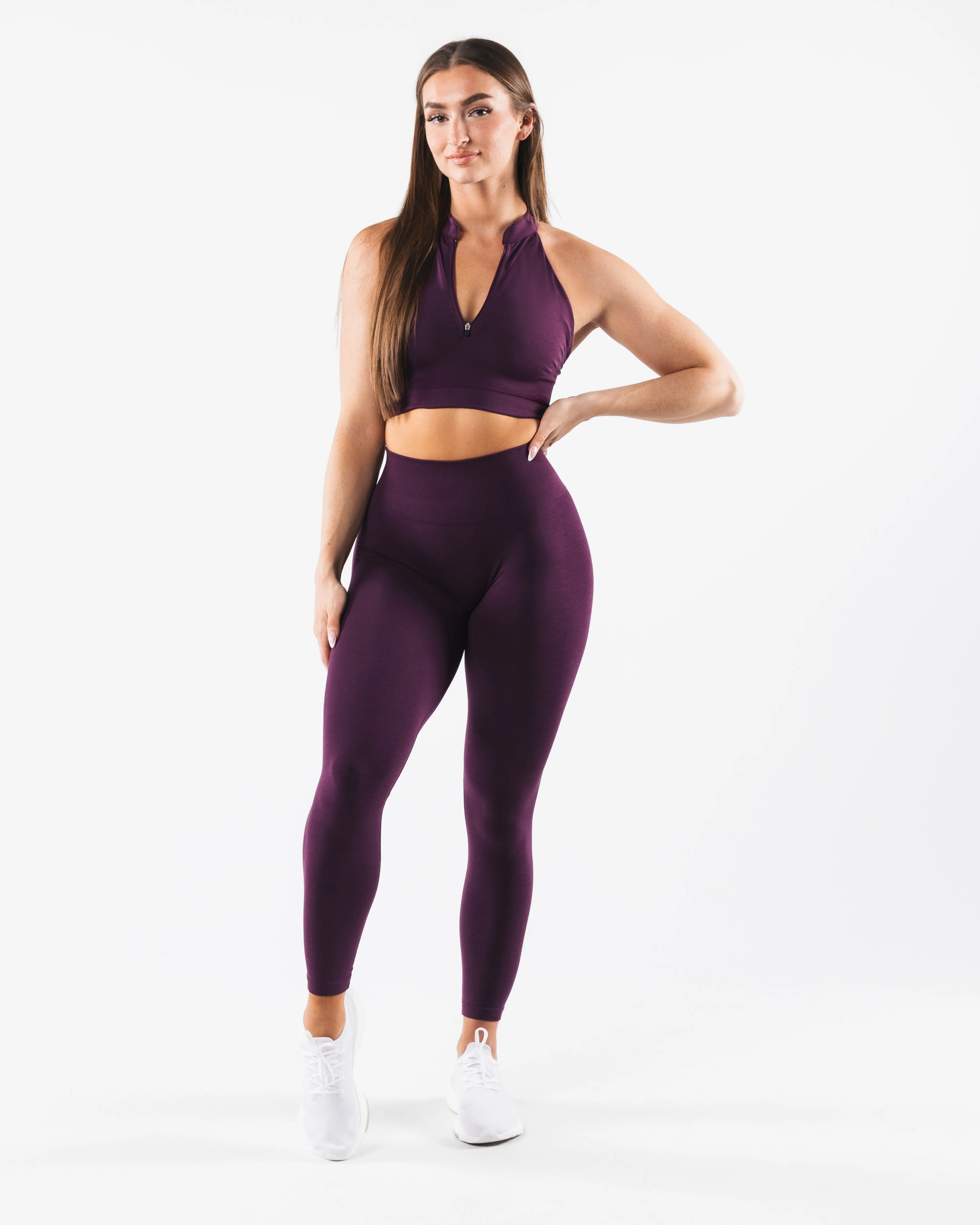 Amplify Gravity Ultra-High Rise Legging - Regio sold by Alphalete product image thumbnail 2