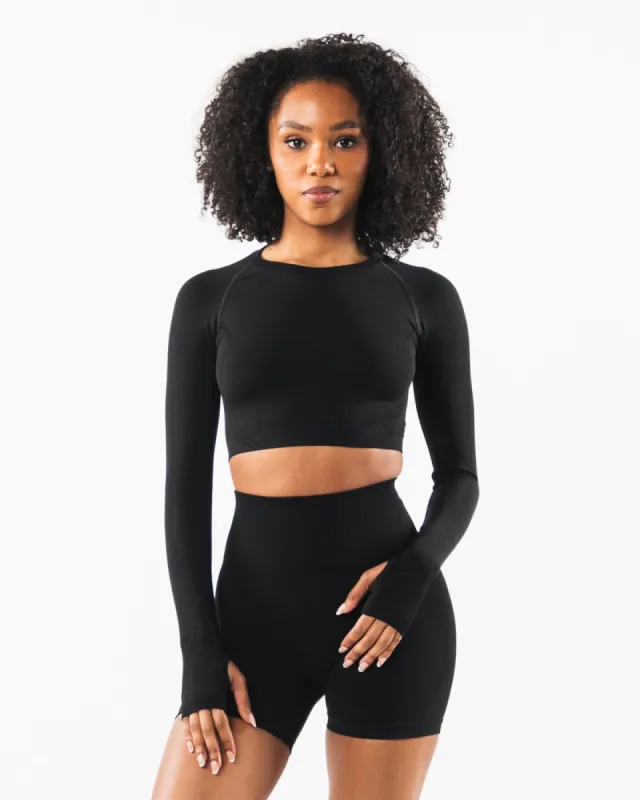 Stratus LS Crop - Black sold by Alphalete