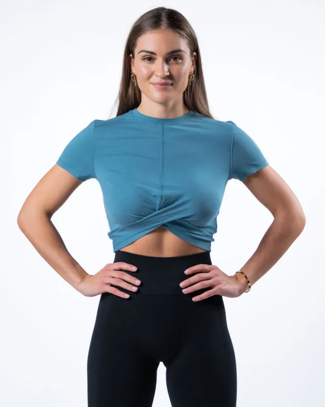 Evo Twist Crop - Blue Lagoon sold by Alphalete