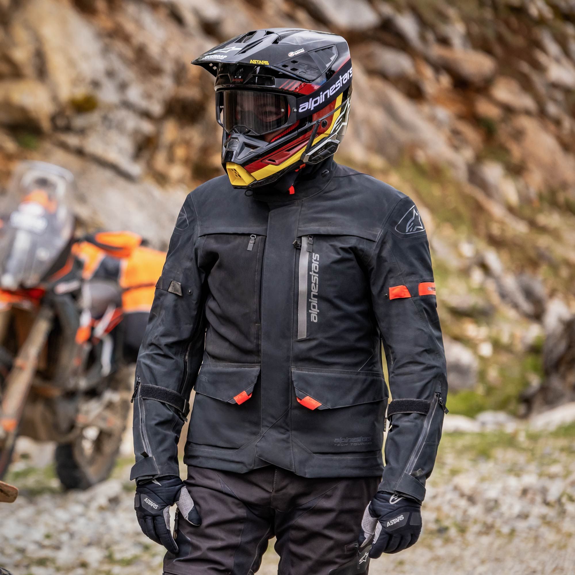 Altamira Gore-Tex Jacket sold by Alpinestars
