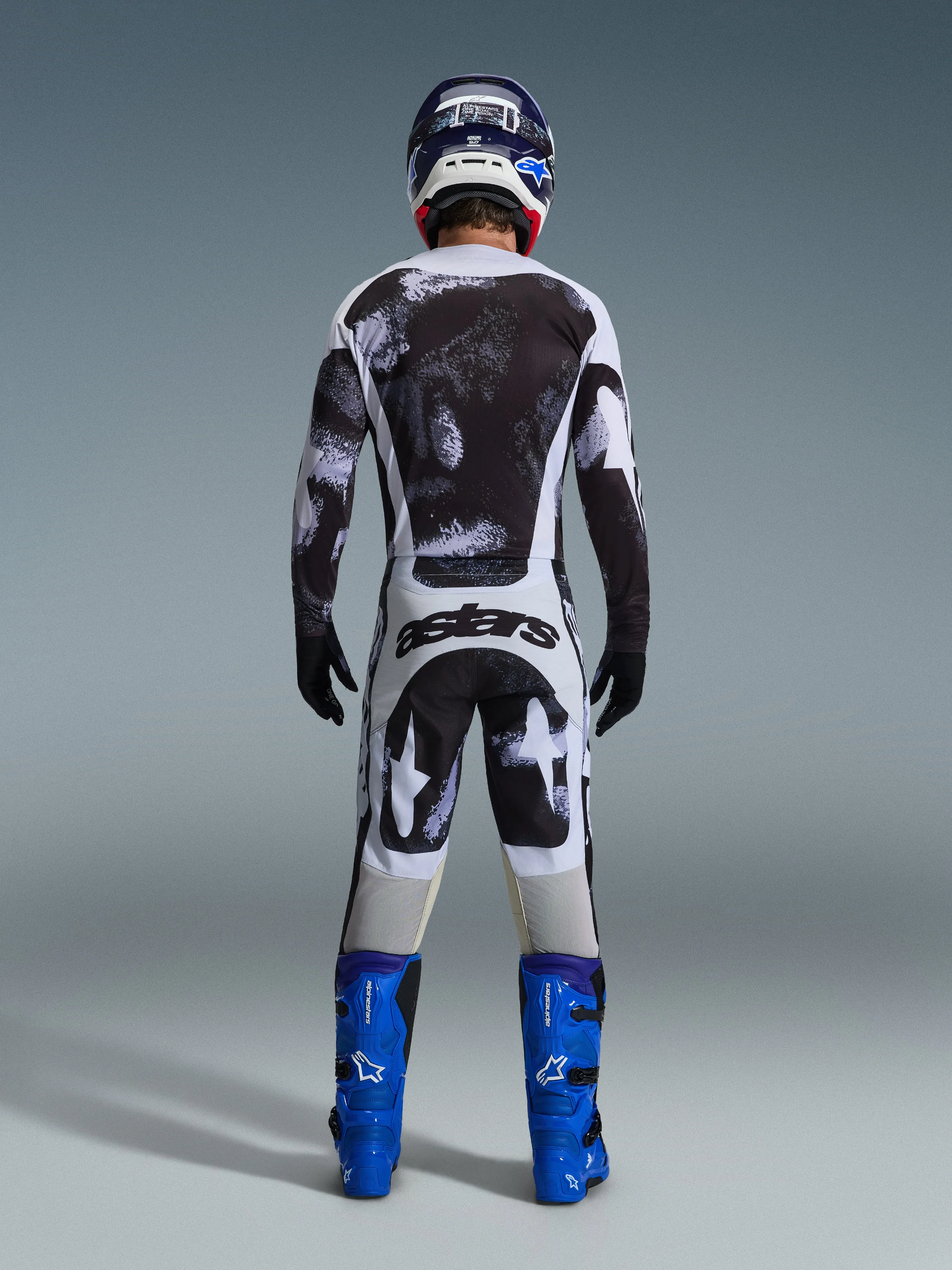 2026 Racer Lahnd Gear Set sold by Alpine Stars product image thumbnail 2