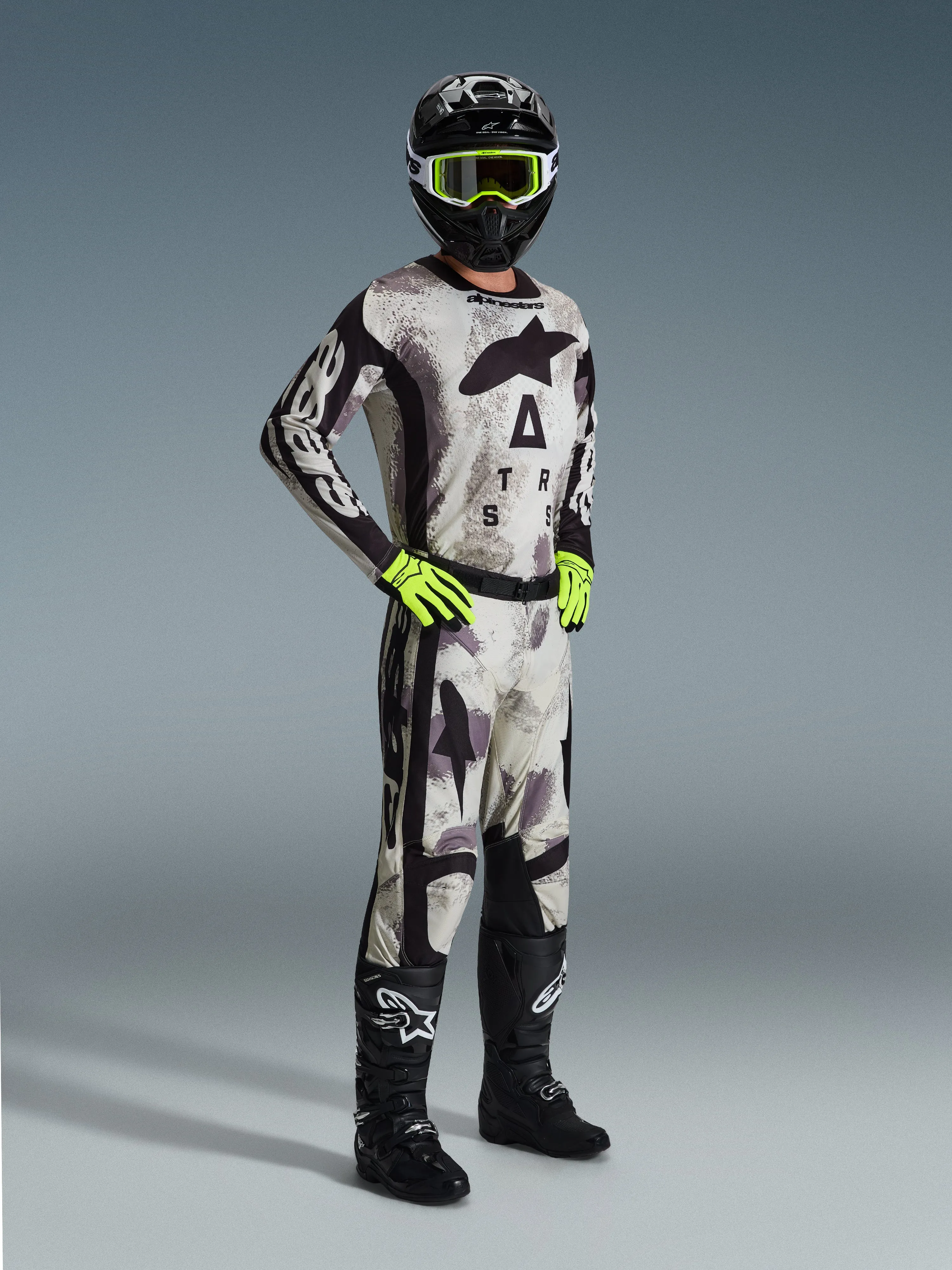 2026 Racer Lahnd Gear Set sold by Alpine Stars product image thumbnail 3