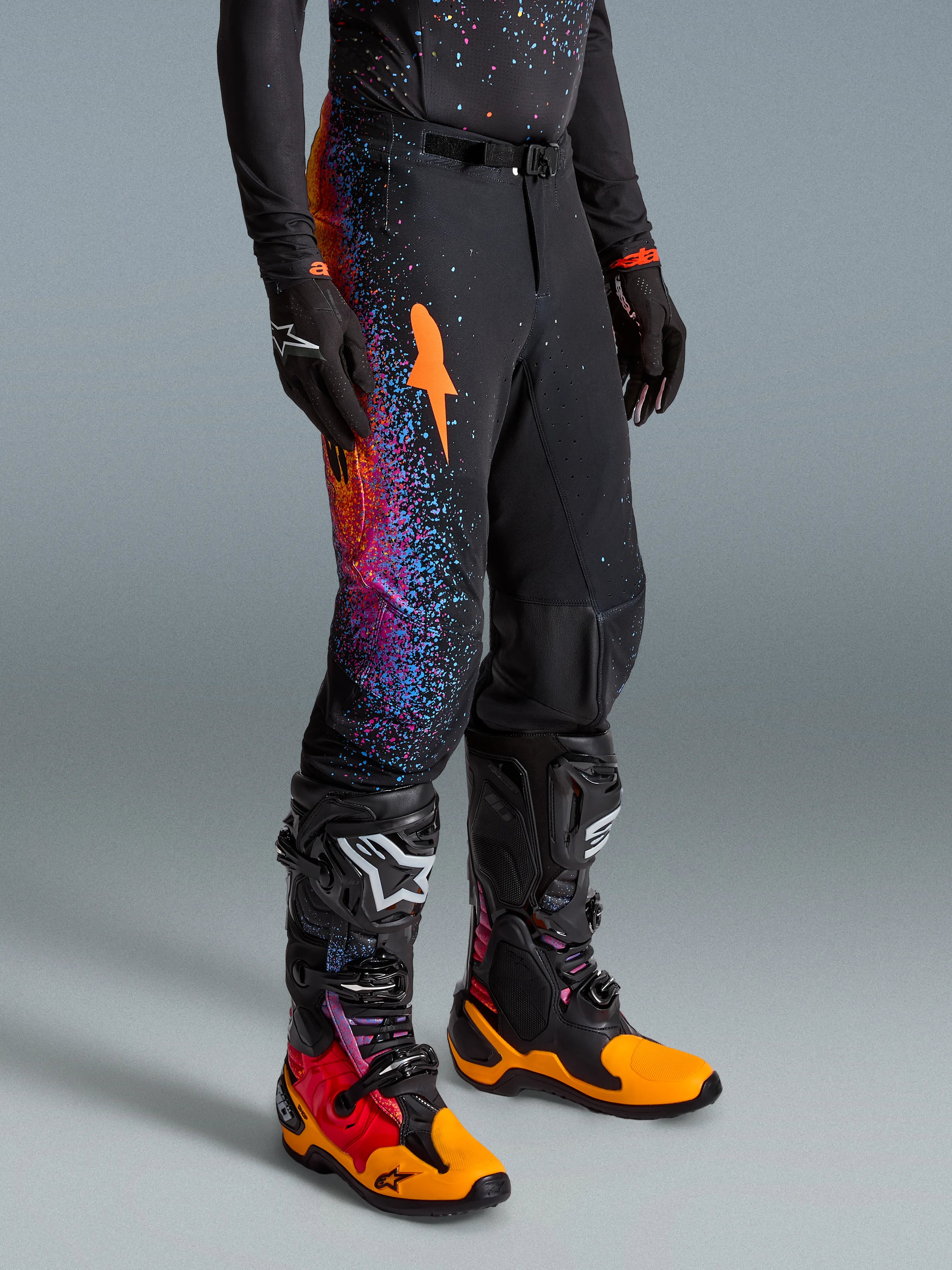 Limited Edition Supertech Black Hole Pants sold by Alpine Stars product image thumbnail 2
