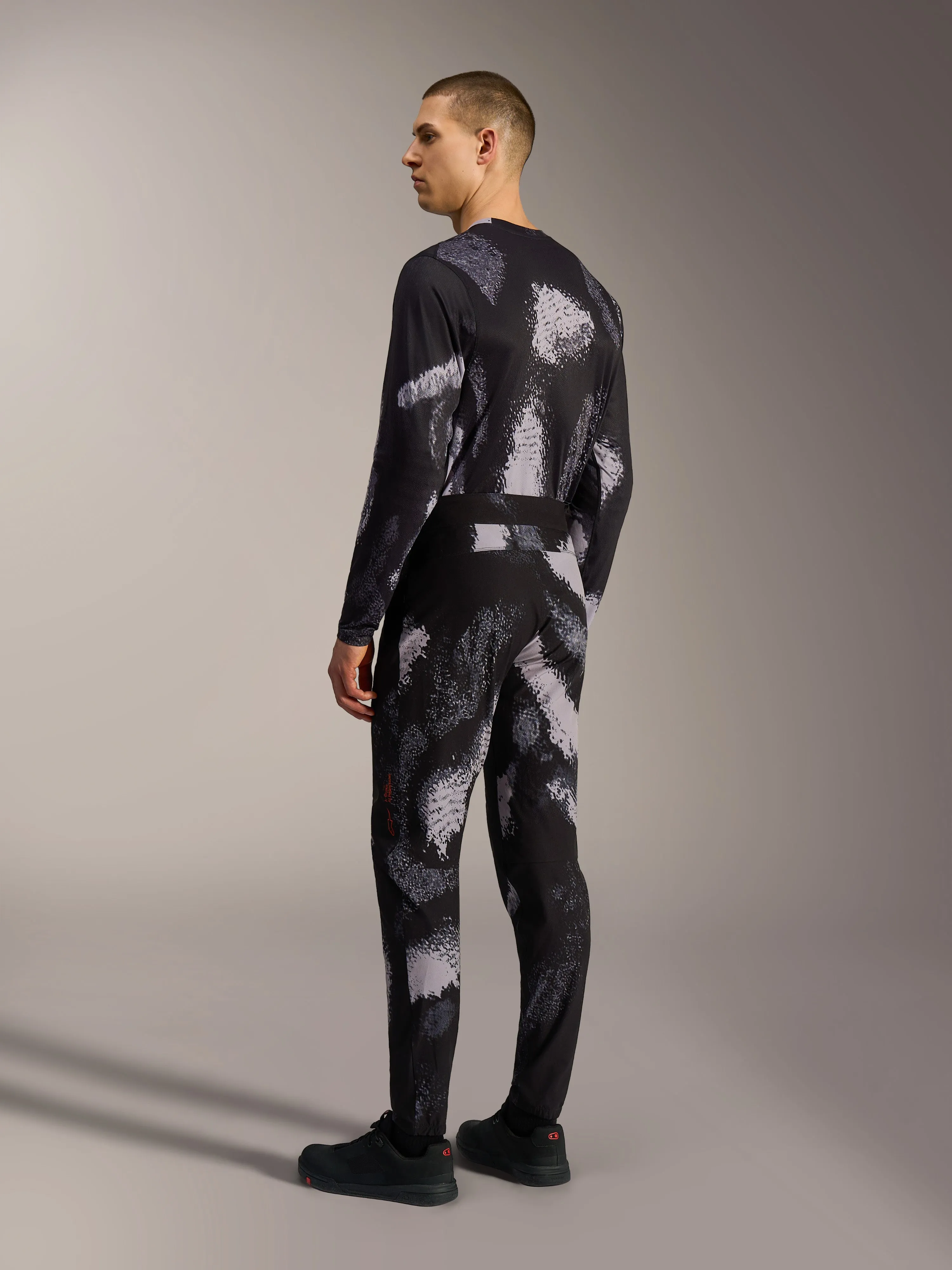 A-Dura Ride Pants sold by Alpine Stars product image thumbnail 4