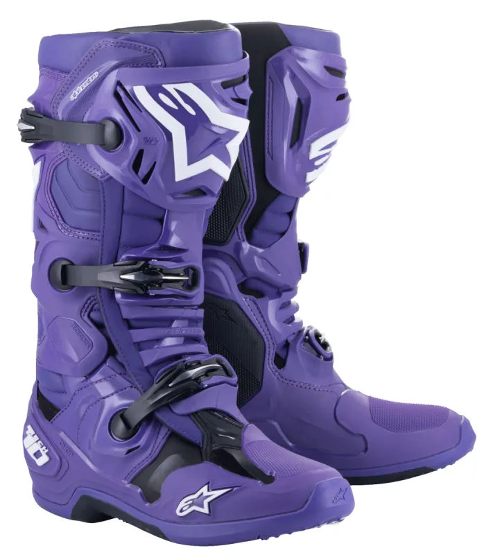 Tech 10 Boots sold by Alpine Stars