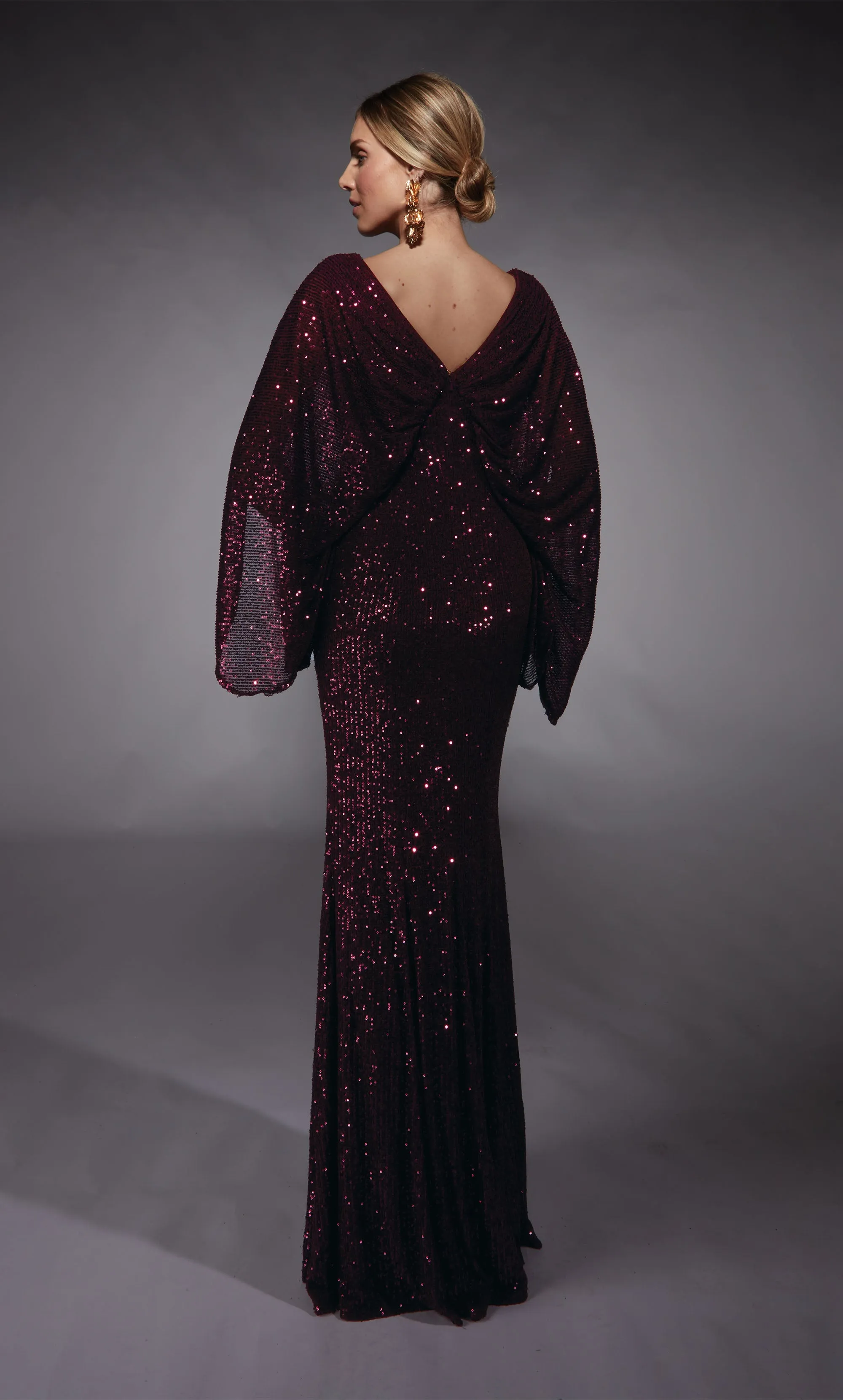 ALYCE Paris 27703 Special Occasion V-neckline Shimmery/sparkly Straight Dress sold by Alyce Paris product image thumbnail 2