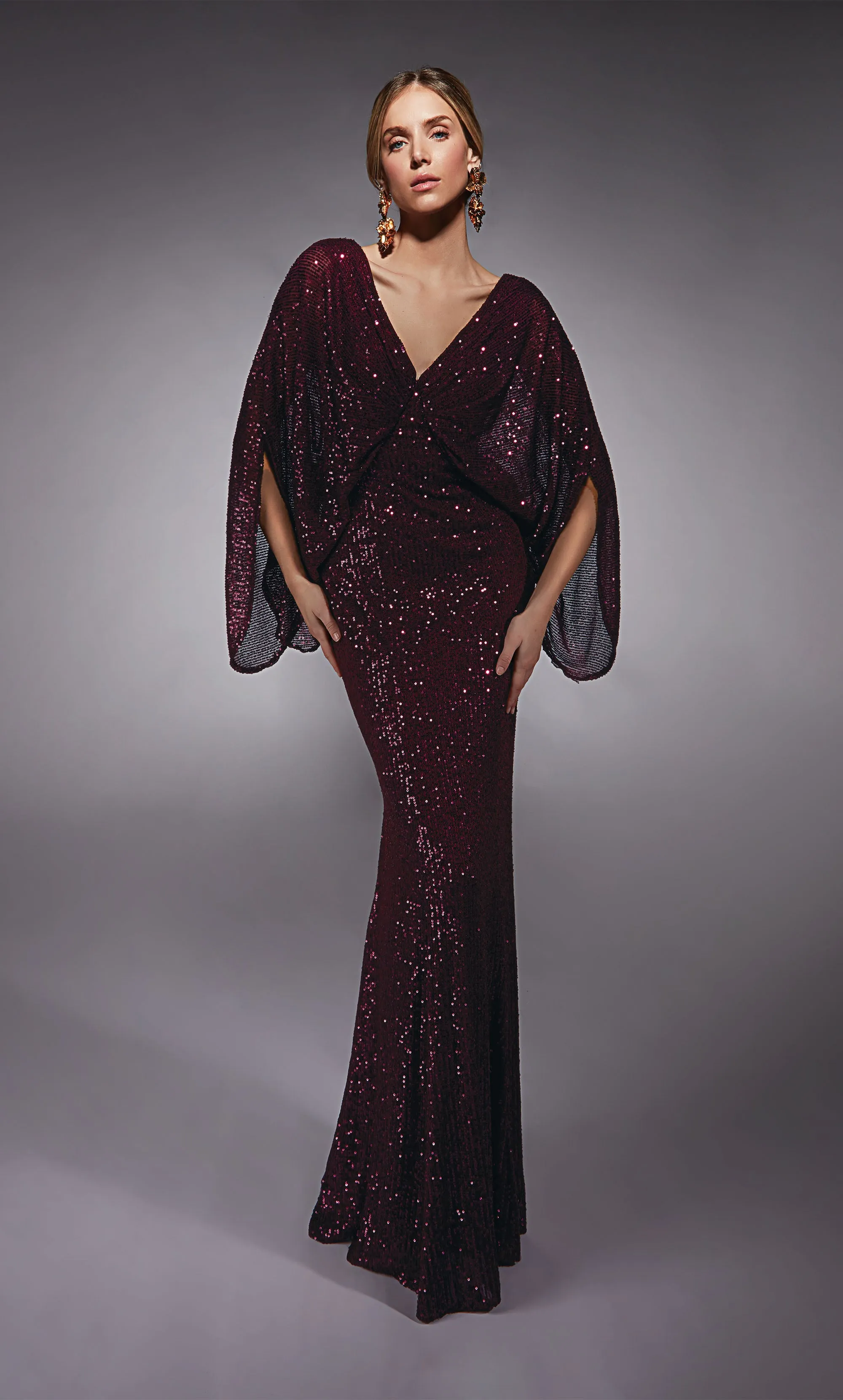 ALYCE Paris 27703 Special Occasion V-neckline Shimmery/sparkly Straight Dress sold by Alyce Paris product image thumbnail 3