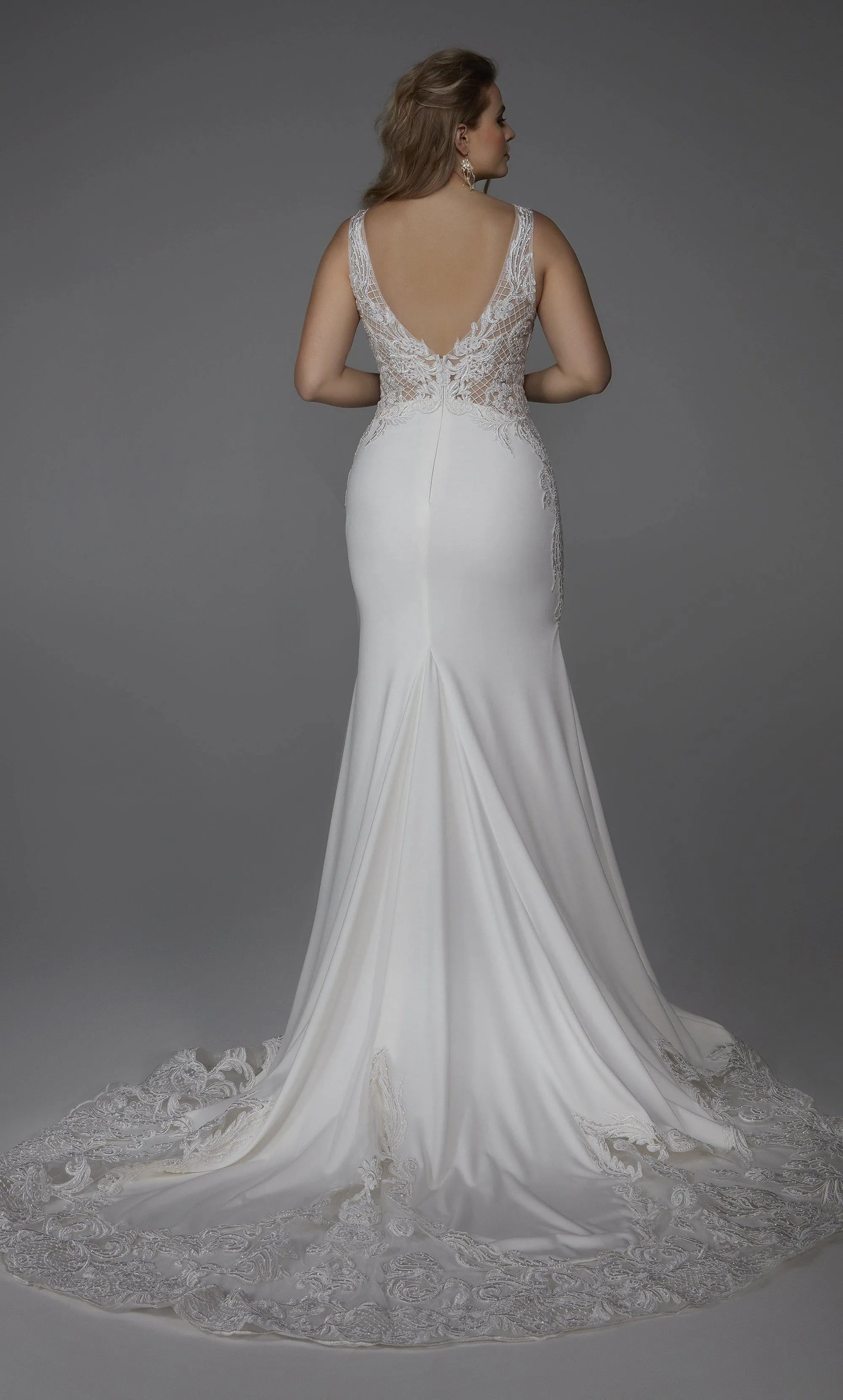ALYCE Paris 5065 Bridal V-neckline Elegant Mermaid Dress sold by Alyce Paris product image thumbnail 2
