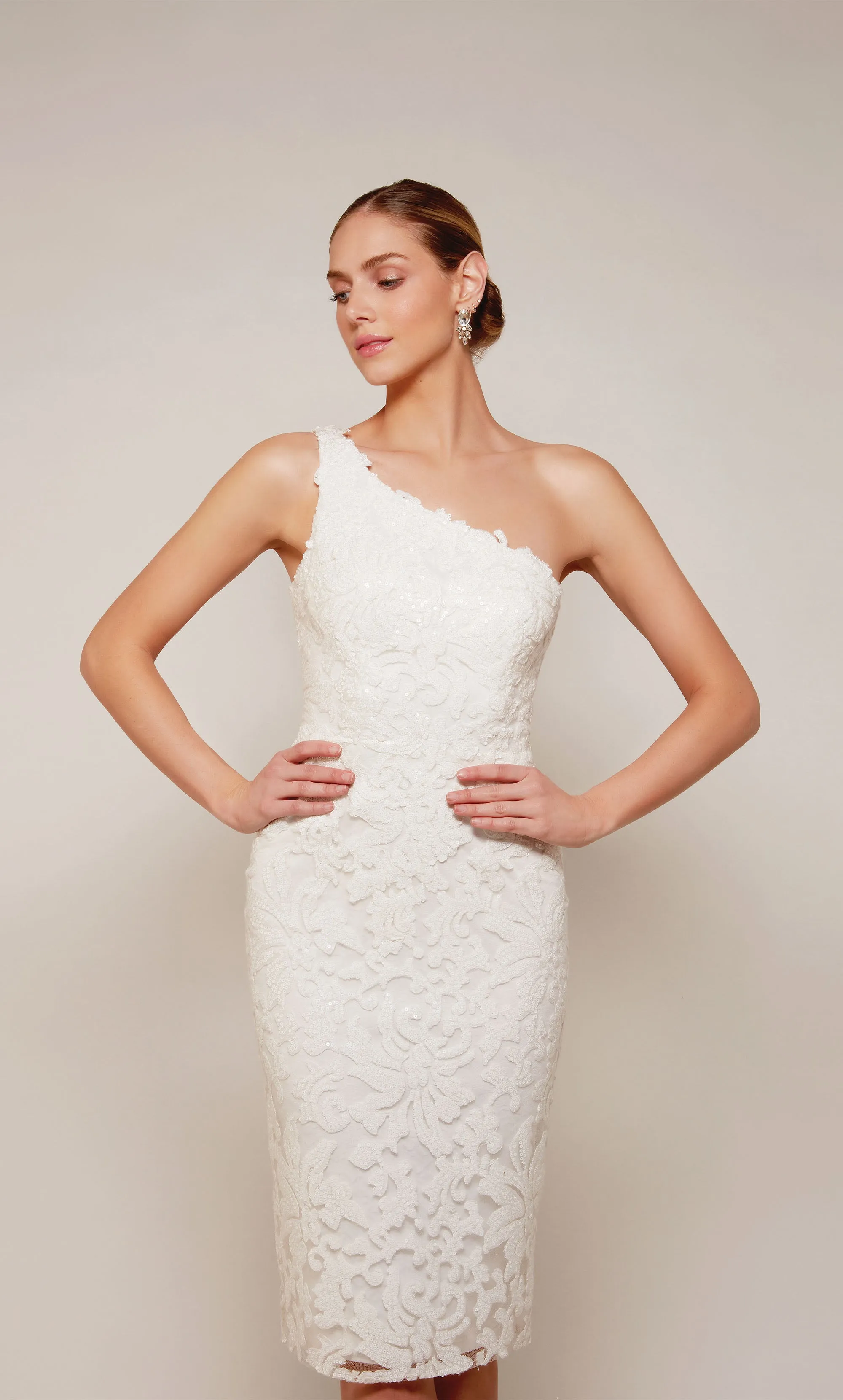 ALYCE Paris 70029 Bridal One Shoulder Neckline Shimmery/sparkly Straight Dress sold by Alyce Paris product image thumbnail 4