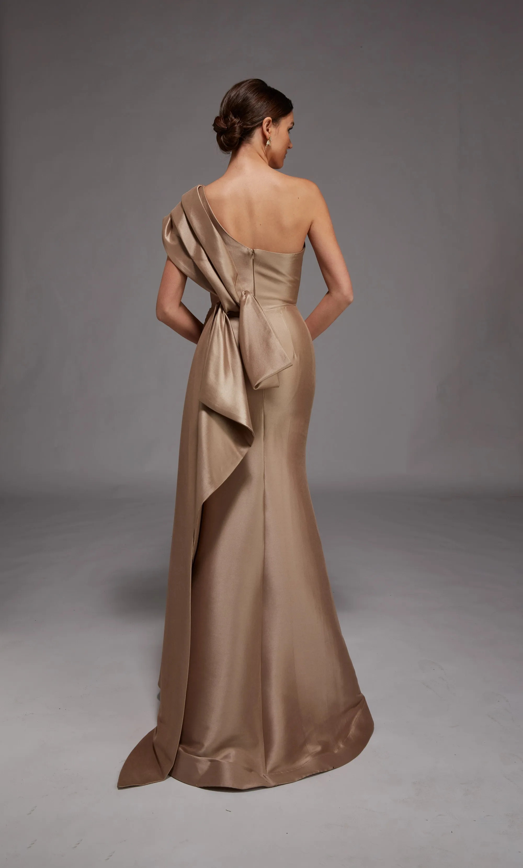 ALYCE Paris 27838 Special Occasion One Shoulder Neckline Ruched/draped Mermaid Dress sold by Alyce Paris product image thumbnail 5