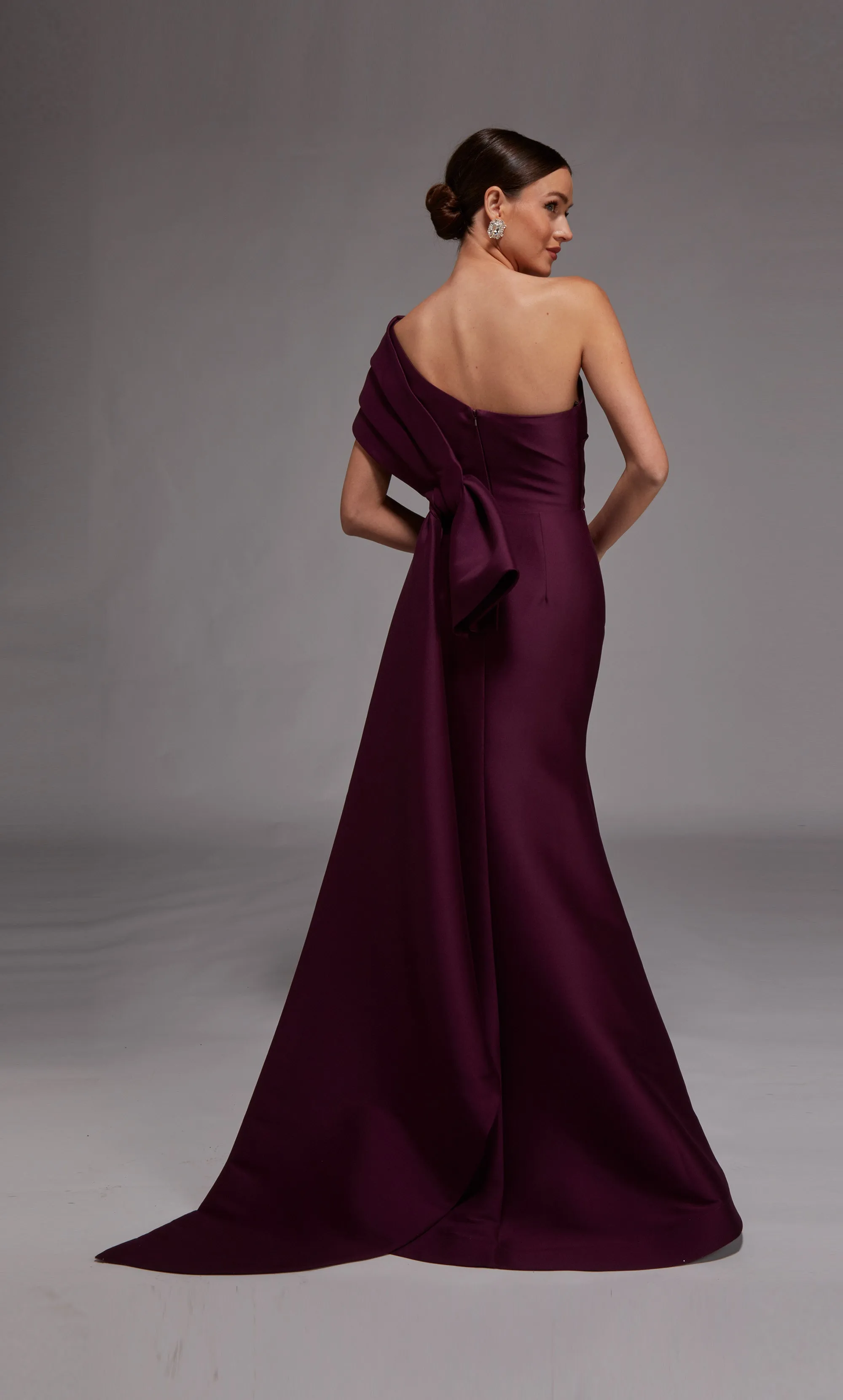 ALYCE Paris 27838 Special Occasion One Shoulder Neckline Ruched/draped Mermaid Dress sold by Alyce Paris product image thumbnail 2