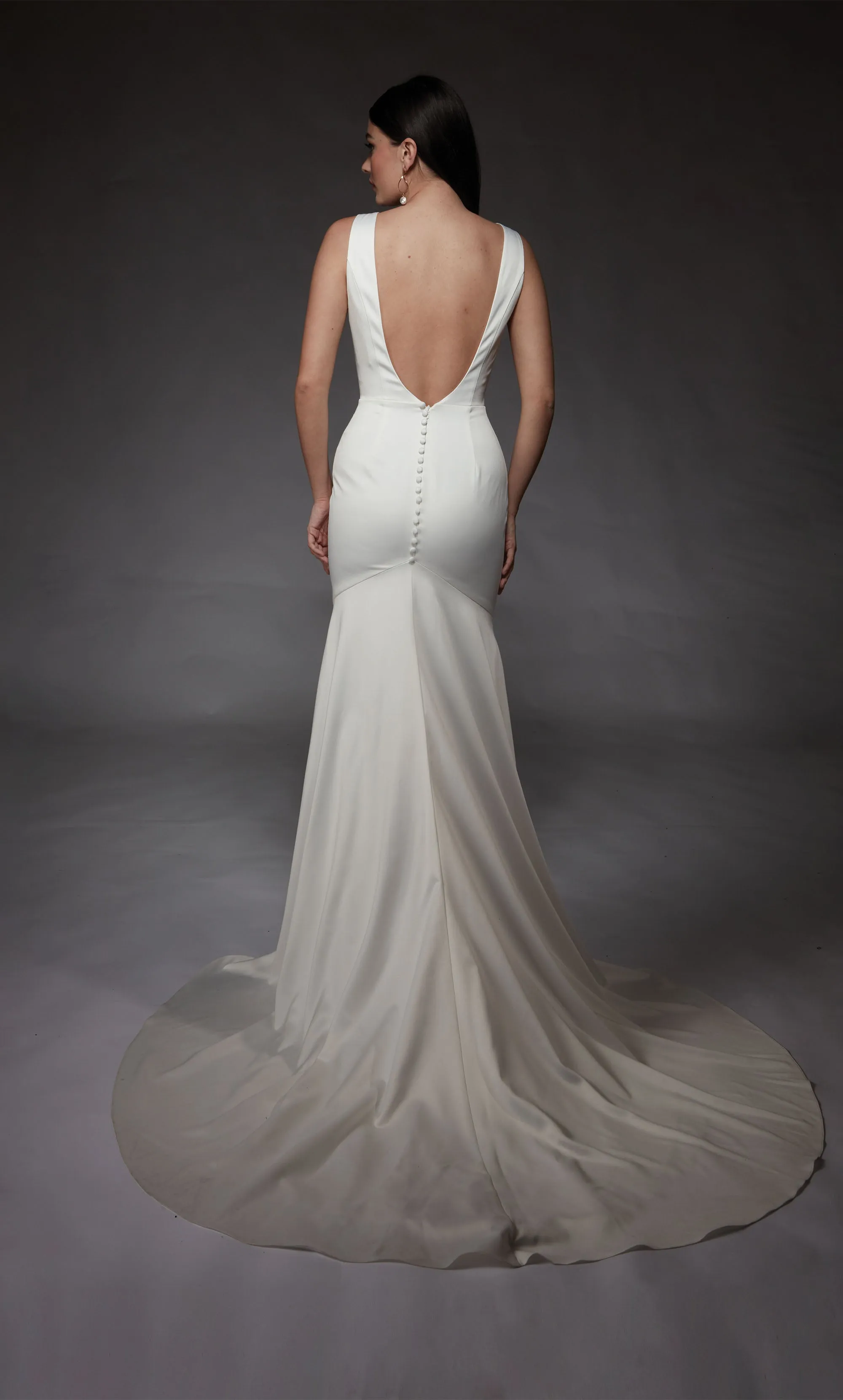 ALYCE Paris 7091 Bridal Plunging Neckline Train Mermaid Dress sold by Alyce Paris product image thumbnail 2