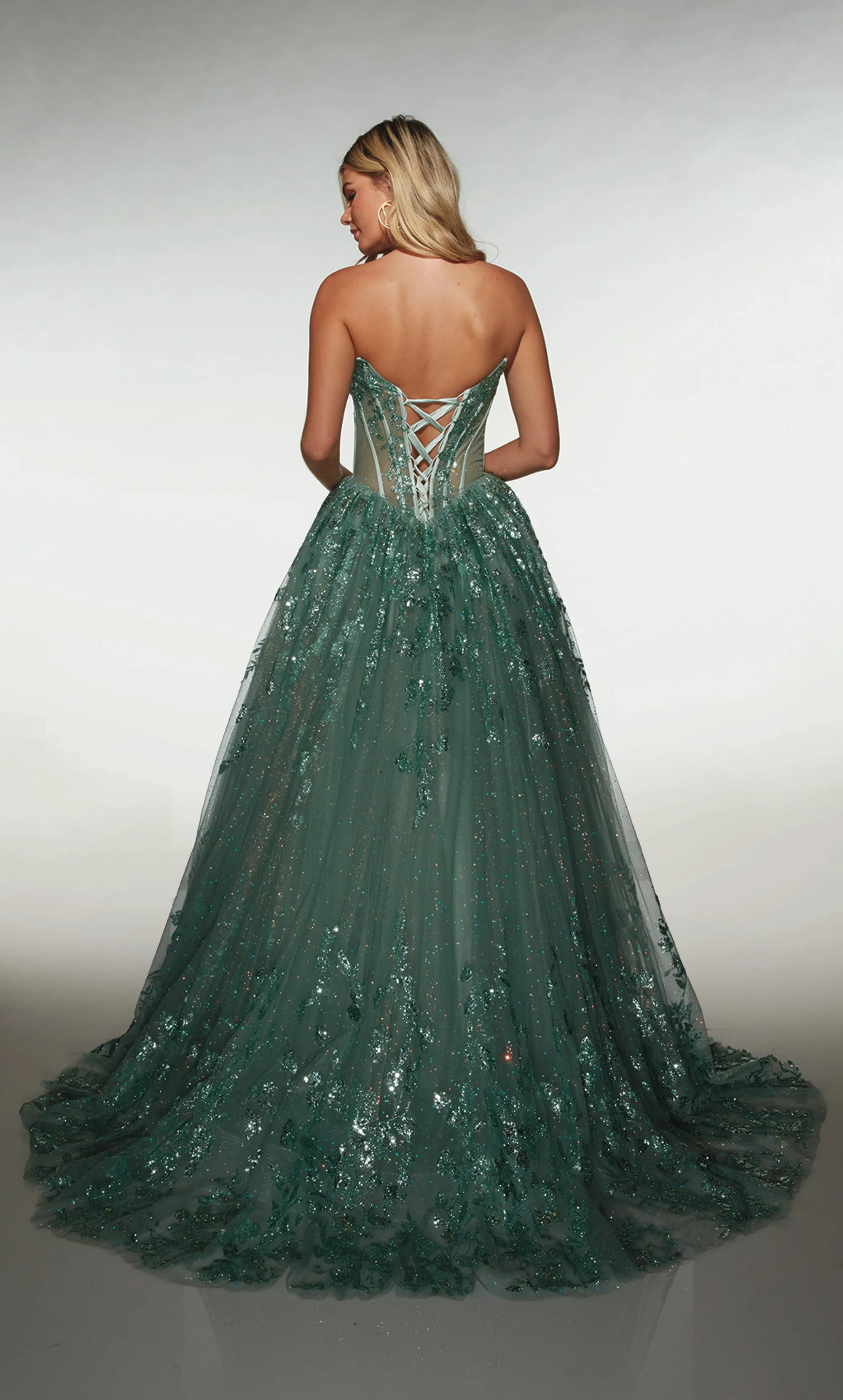 ALYCE Paris 62158 Alyce Long Sweetheart Neckline Shimmery/sparkly Ballgown Dress sold by Alyce Paris product image thumbnail 3