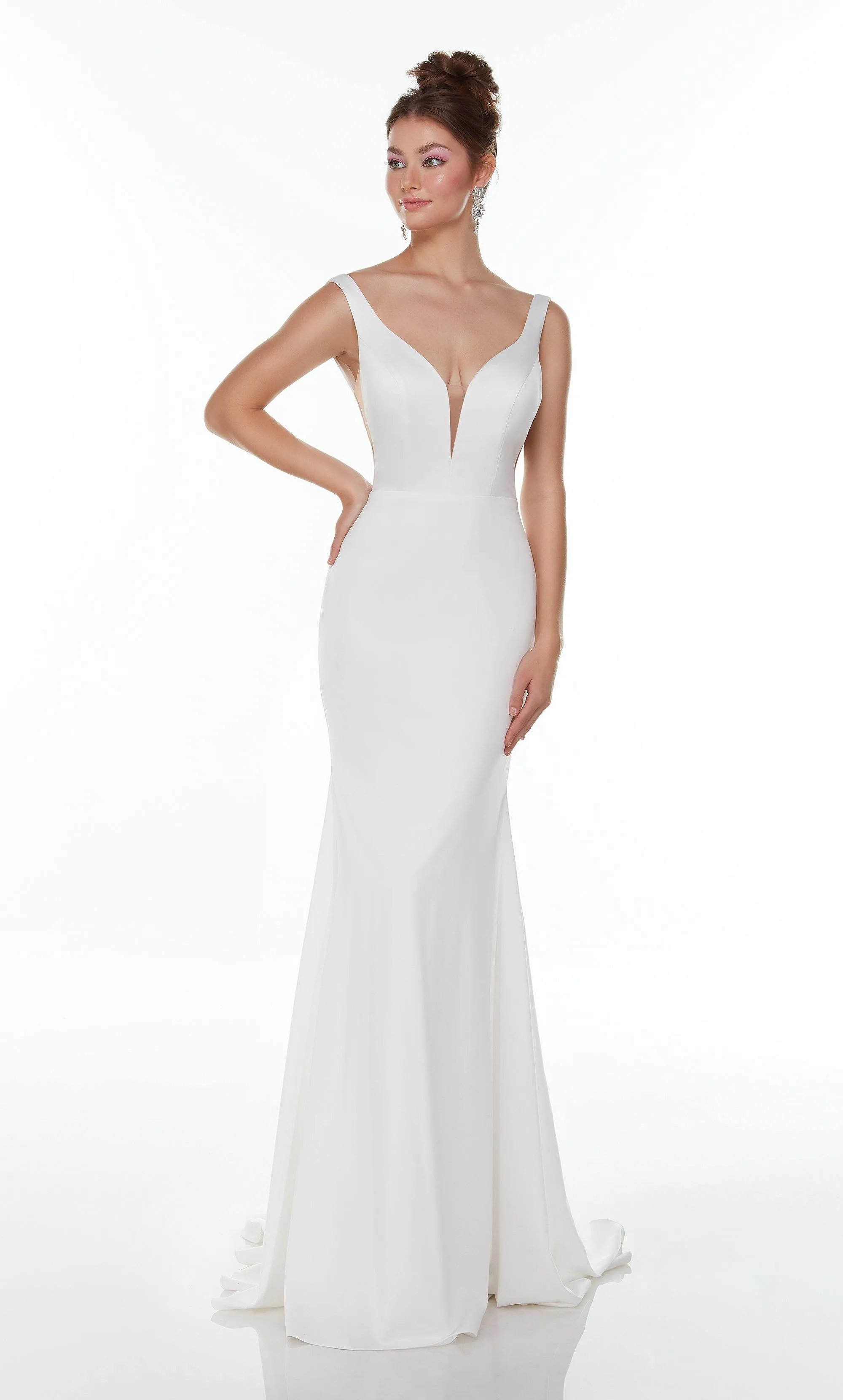 ALYCE Paris 7052 Bridal Plunging Neckline Train Mermaid Dress sold by Alyce Paris product image thumbnail 4