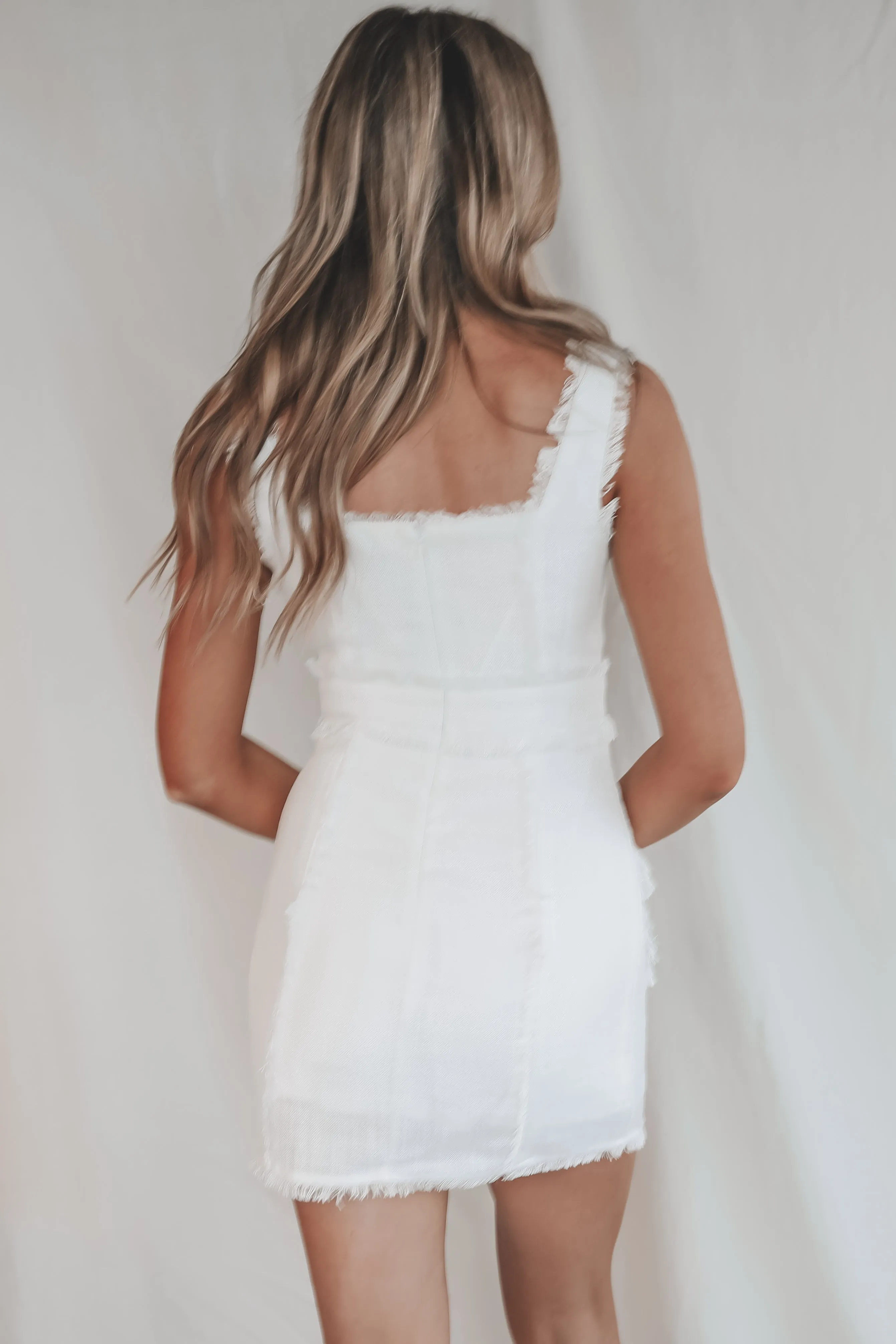 A Cup Of Tea White Linen Mini Dress sold by Amazing Lace product image thumbnail 3