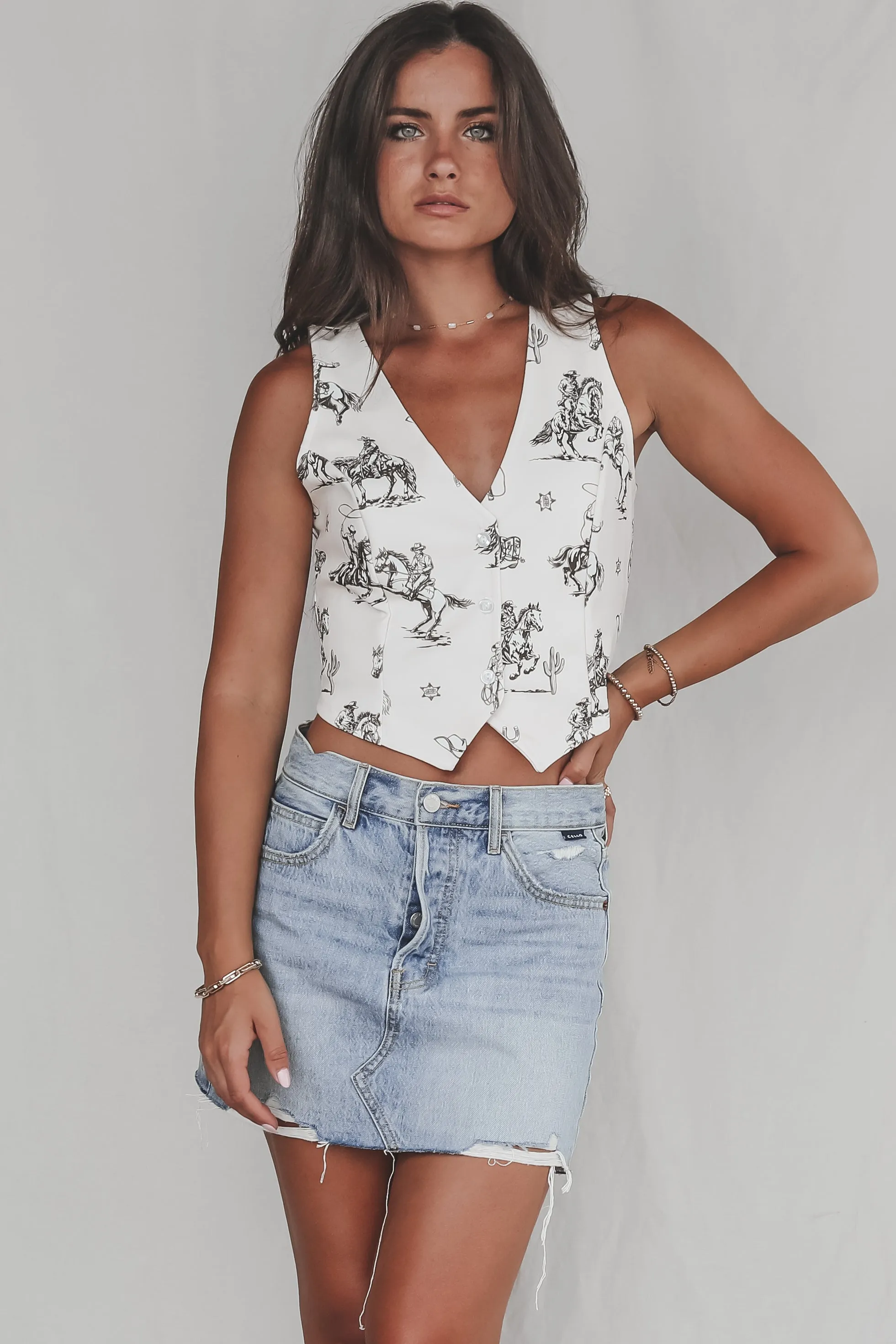 There Is A New Sheriff In Town Western Print Vest sold by Amazing Lace product image thumbnail 3