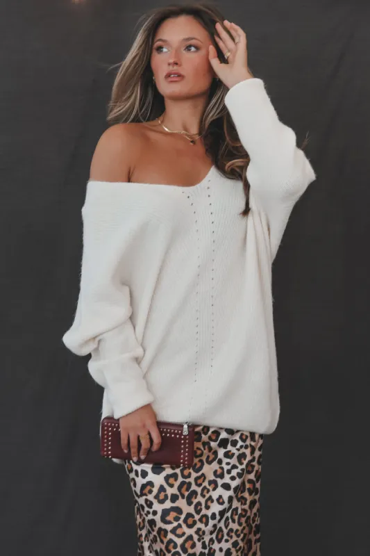 DEAL  A Weekend In The Mountains Oversized Stockholm Sweater Top sold by Amazing Lace
