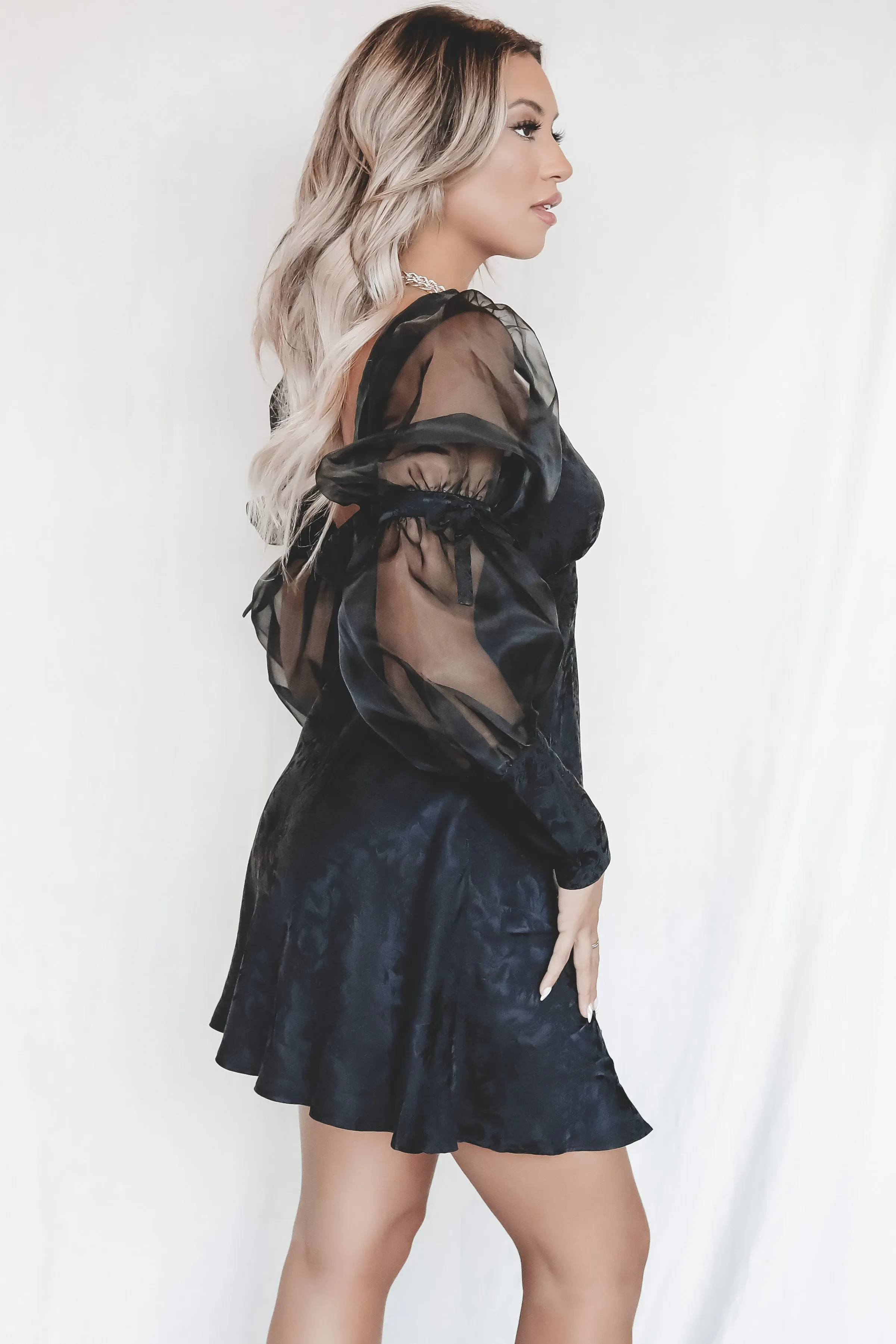 DEAL FOR LOVE & LEMONS Gabrielle Puff Sleeve Mini Dress sold by Amazing Lace product image thumbnail 4
