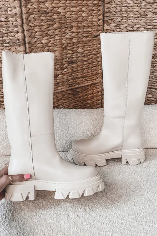 DEAL ALOHAS Katiuska Off White Boots sold by Amazing Lace