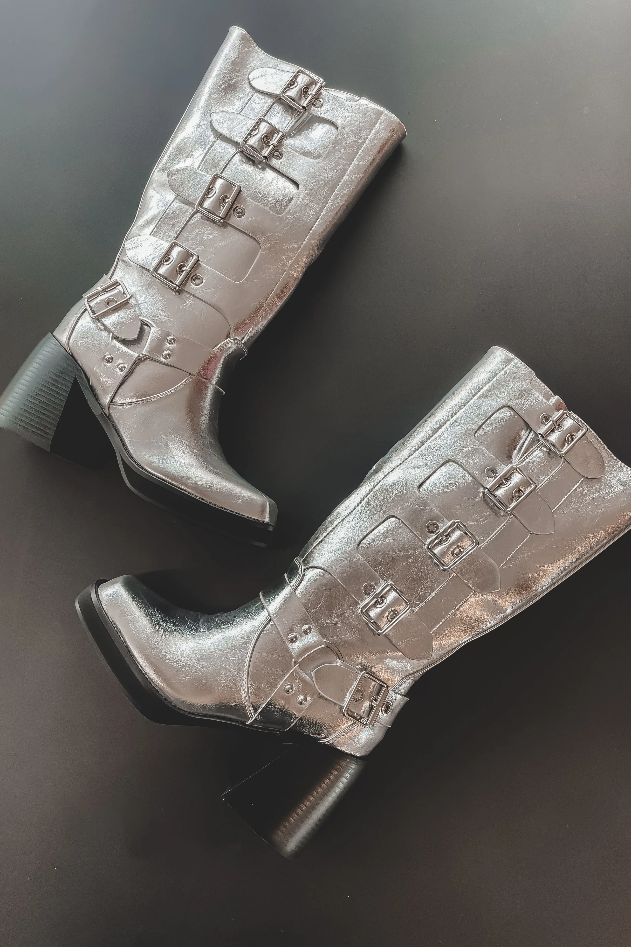 SZ 7 DEAL NO BOX Step Aside Stunner Silver Metallic Moto Boot sold by Amazing Lace