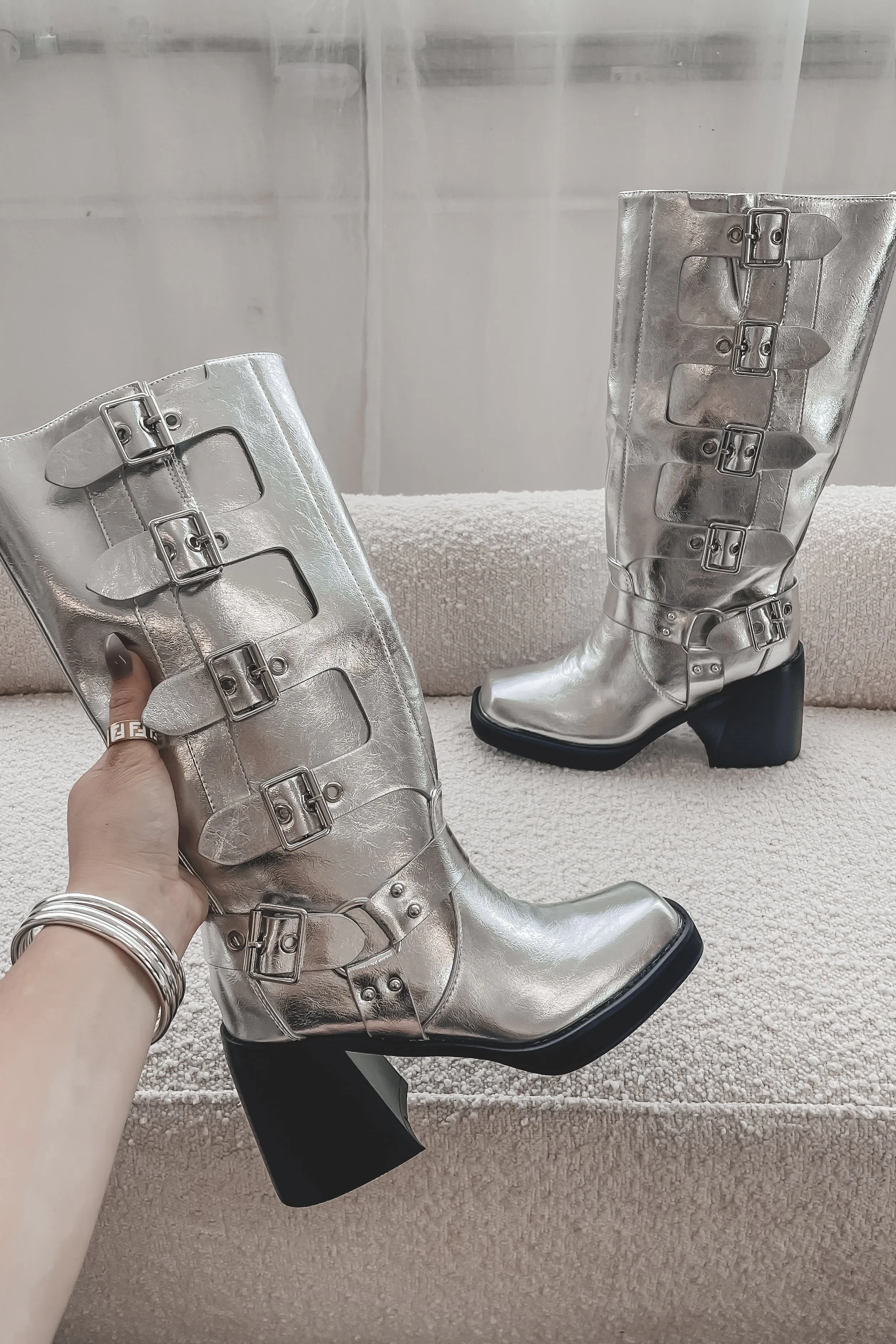 SZ 7 DEAL NO BOX Step Aside Stunner Silver Metallic Moto Boot sold by Amazing Lace product image thumbnail 3