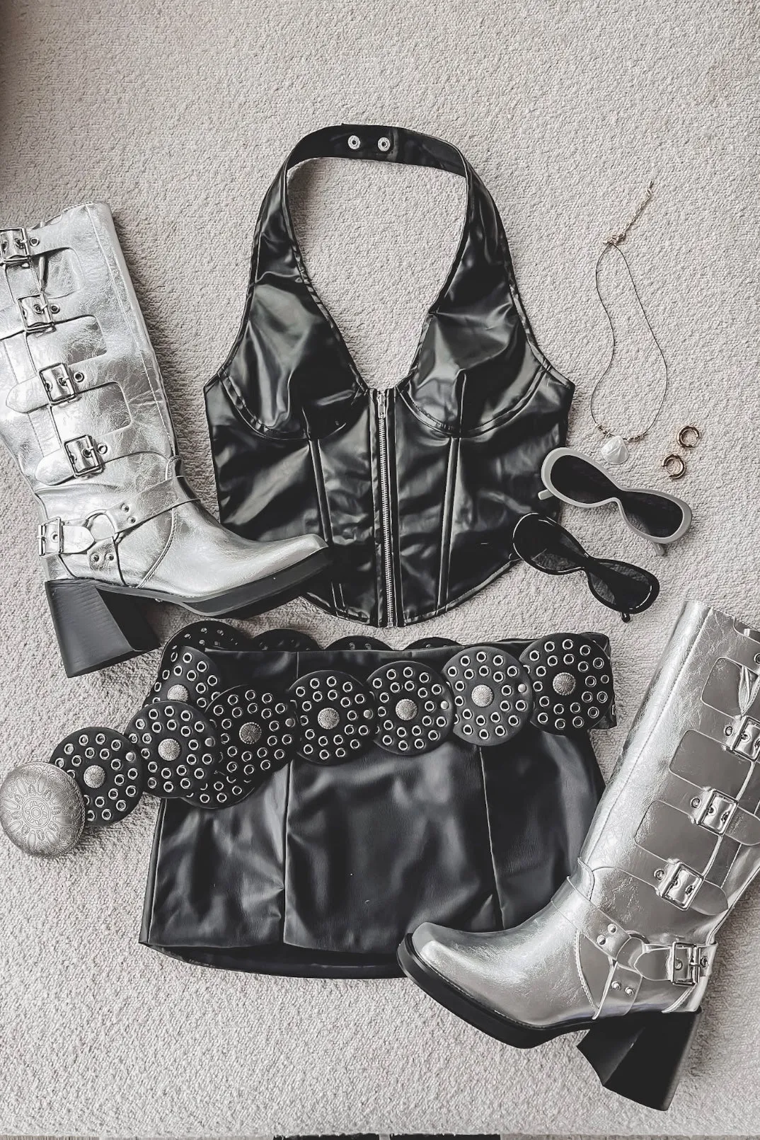 SZ 7 DEAL NO BOX Step Aside Stunner Silver Metallic Moto Boot sold by Amazing Lace product image thumbnail 5