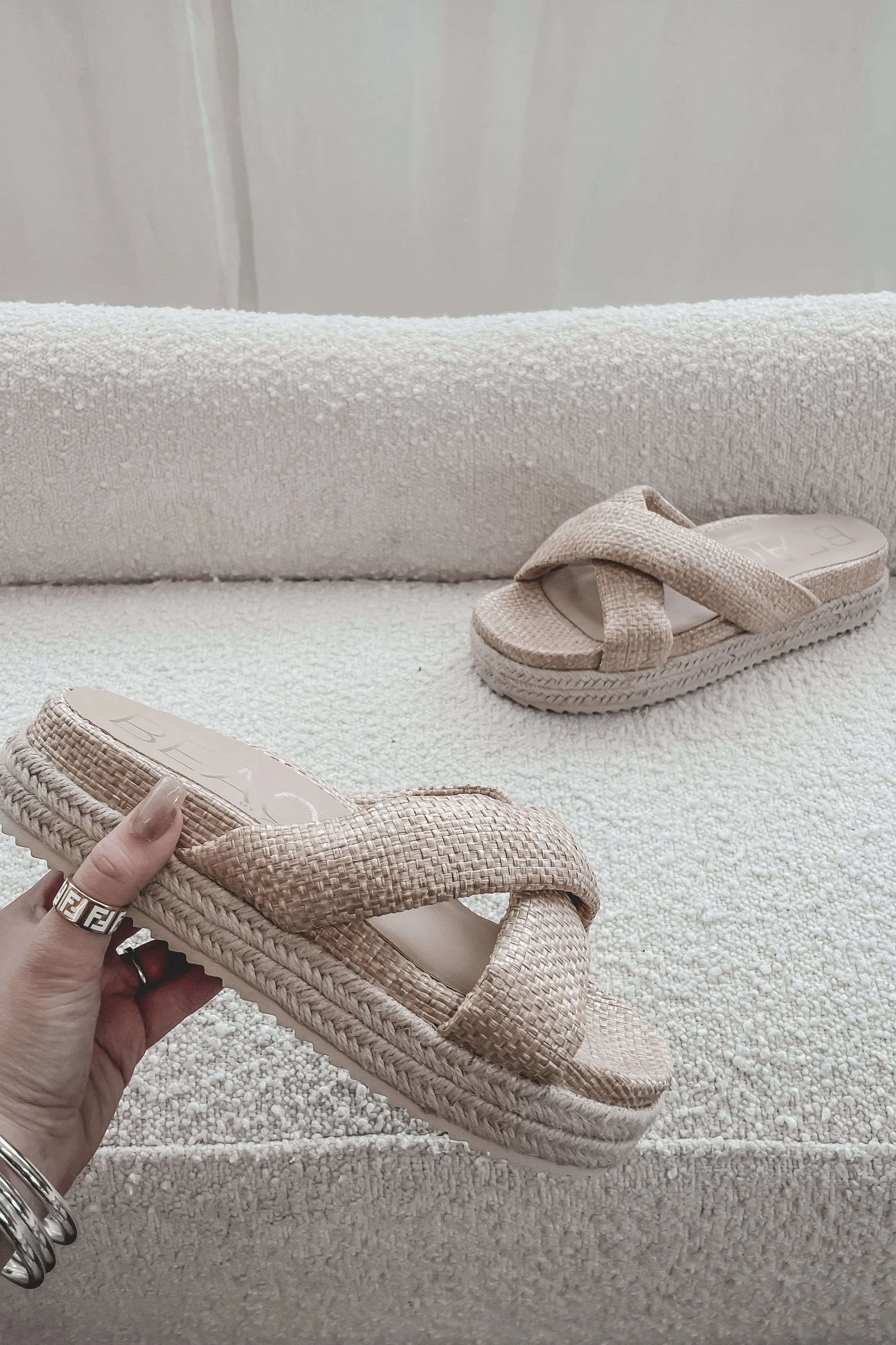 SZ 6 NO BOX Close To The Water Criss Cross Raffia Natural Sandals sold by Amazing Lace product image thumbnail 2