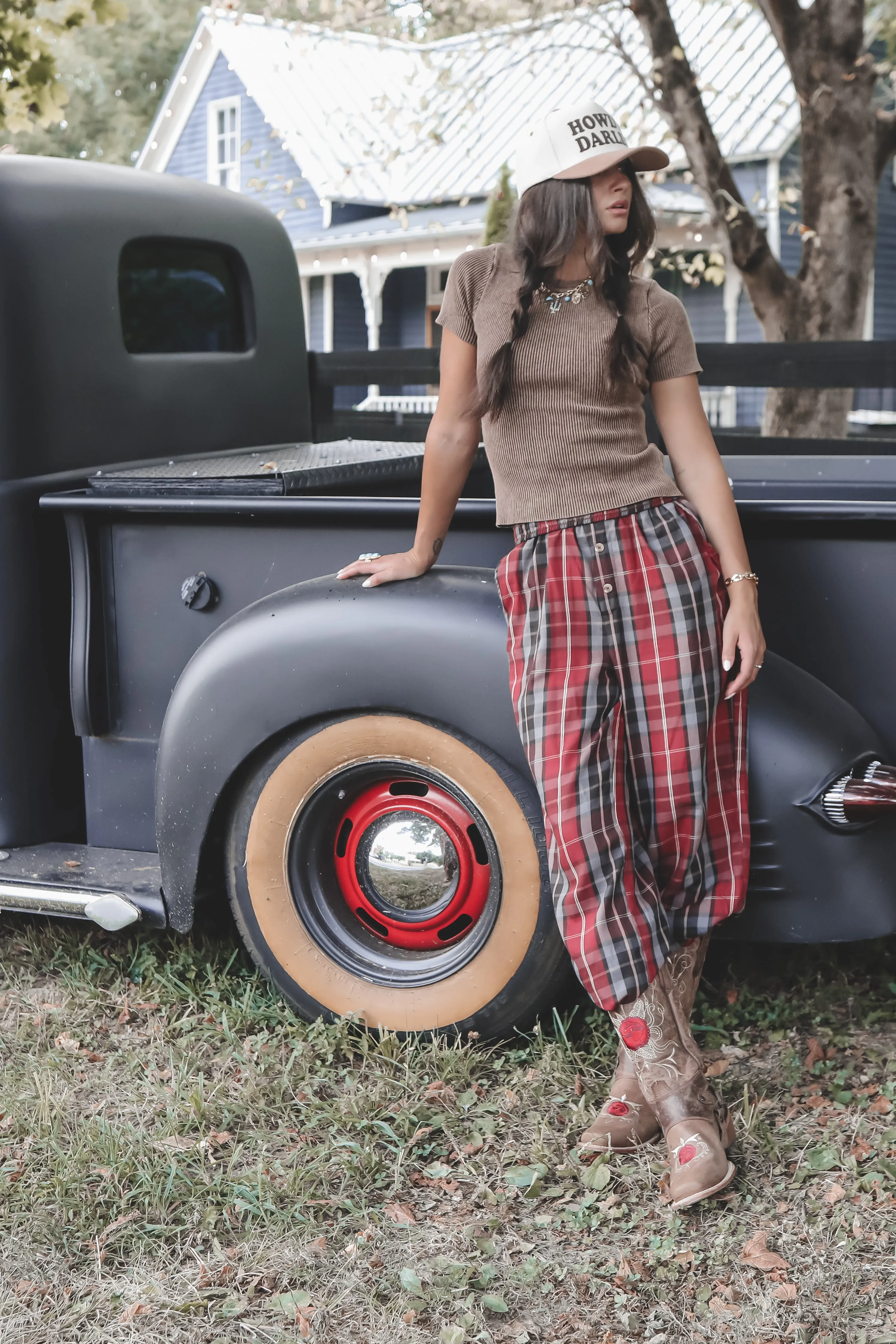 Keeping It Casual Knit Ribbed Short Sleeve Tee sold by Amazing Lace product image thumbnail 4