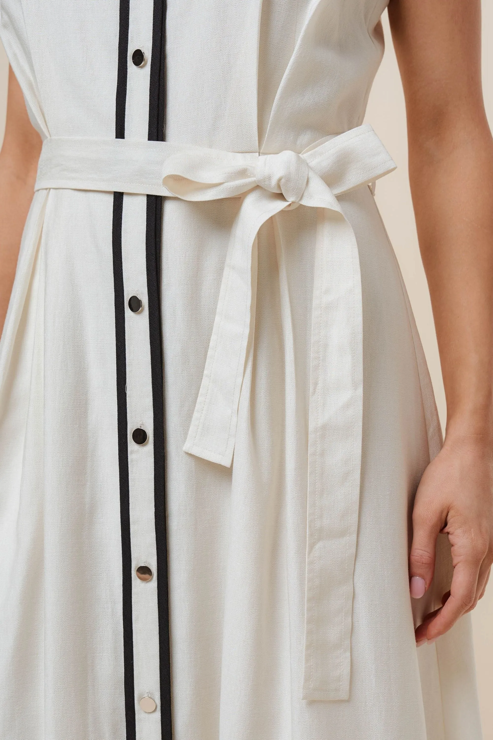 Harbor Lights Contrast Trim Maxi Dress sold by Amazing Lace product image thumbnail 3