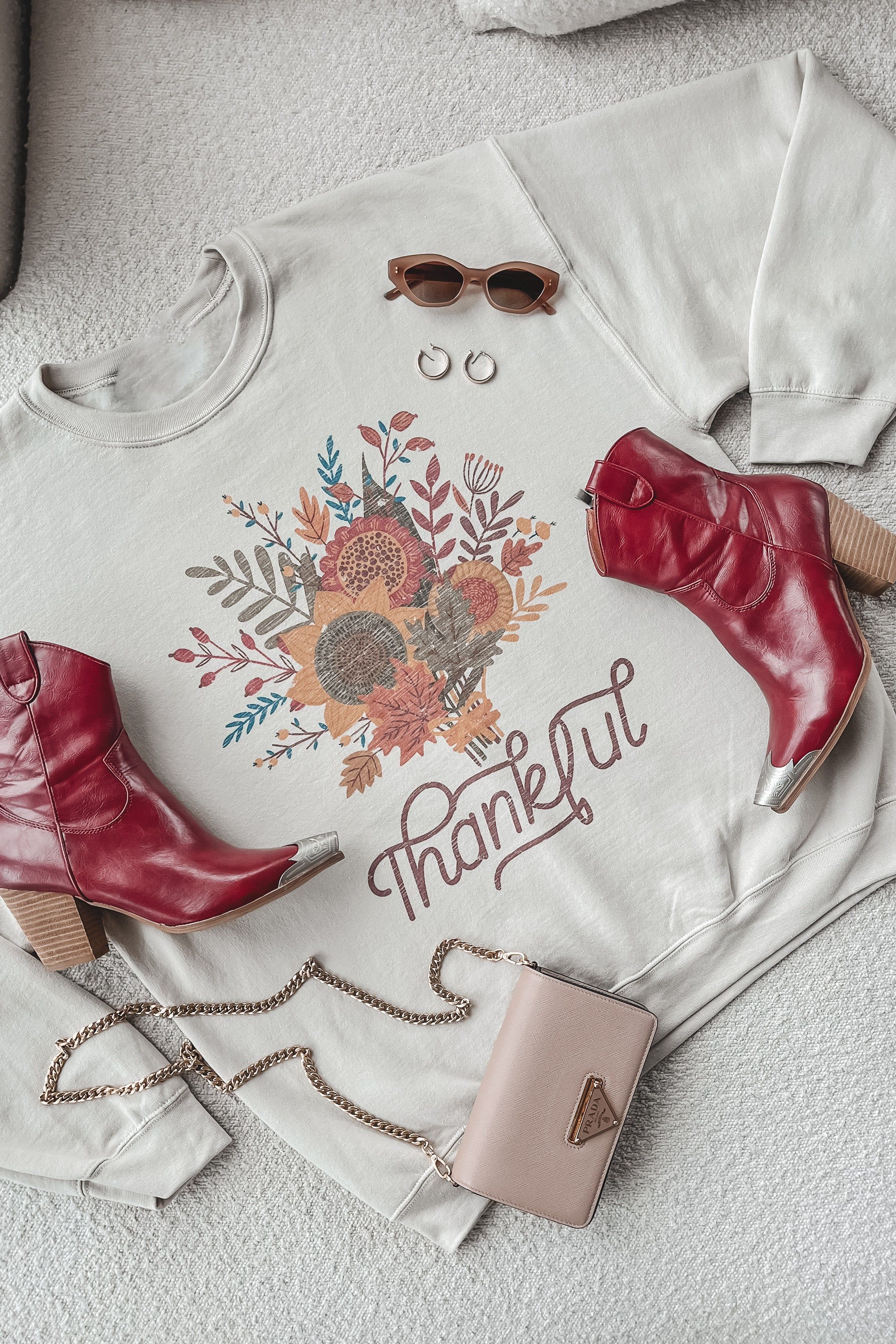 Very Very Thankful Graphic Pullover sold by Amazing Lace product image thumbnail 5