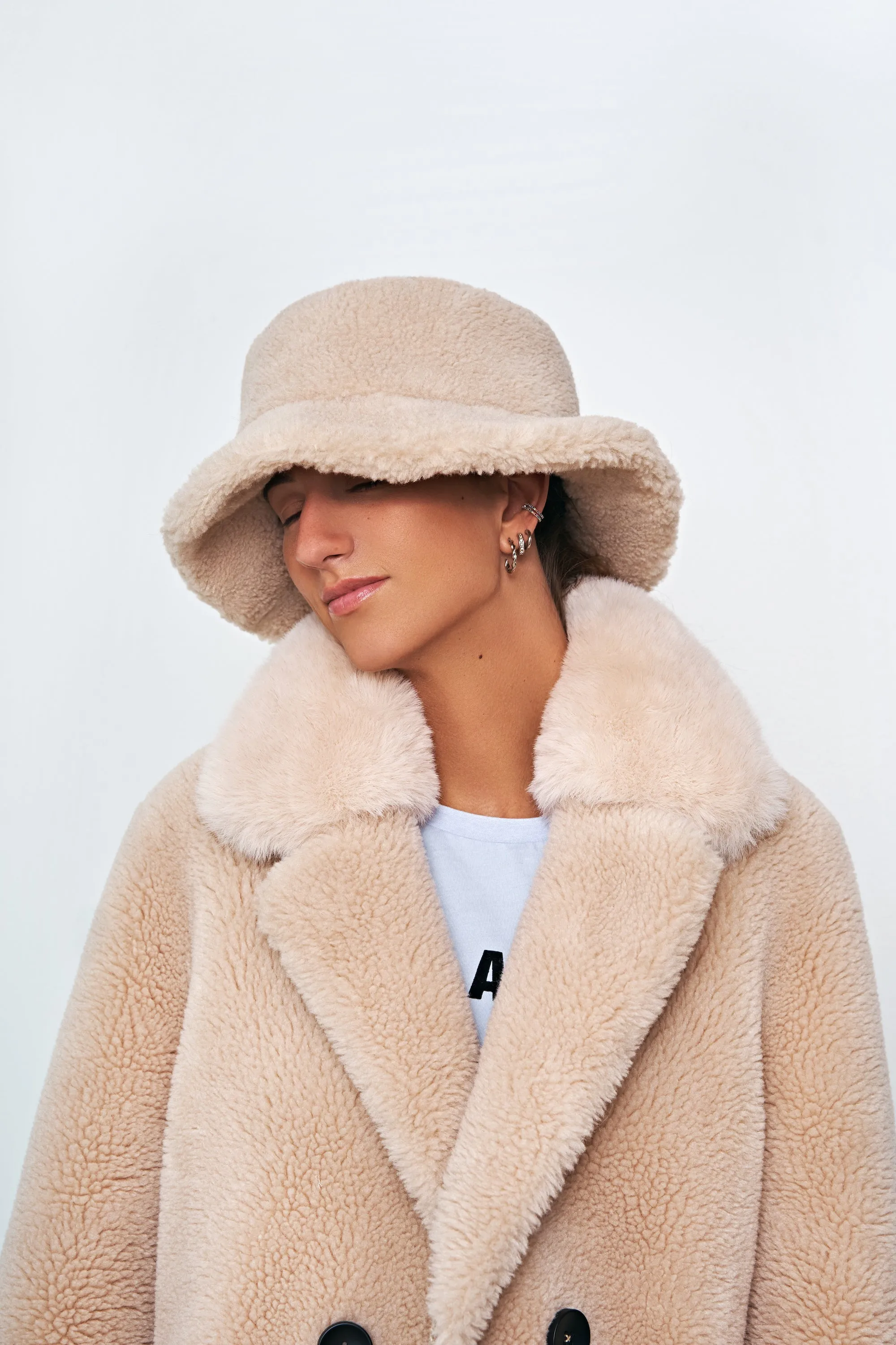 Maya Wool Bucket Hat Beige sold by Americandreams product image thumbnail 2