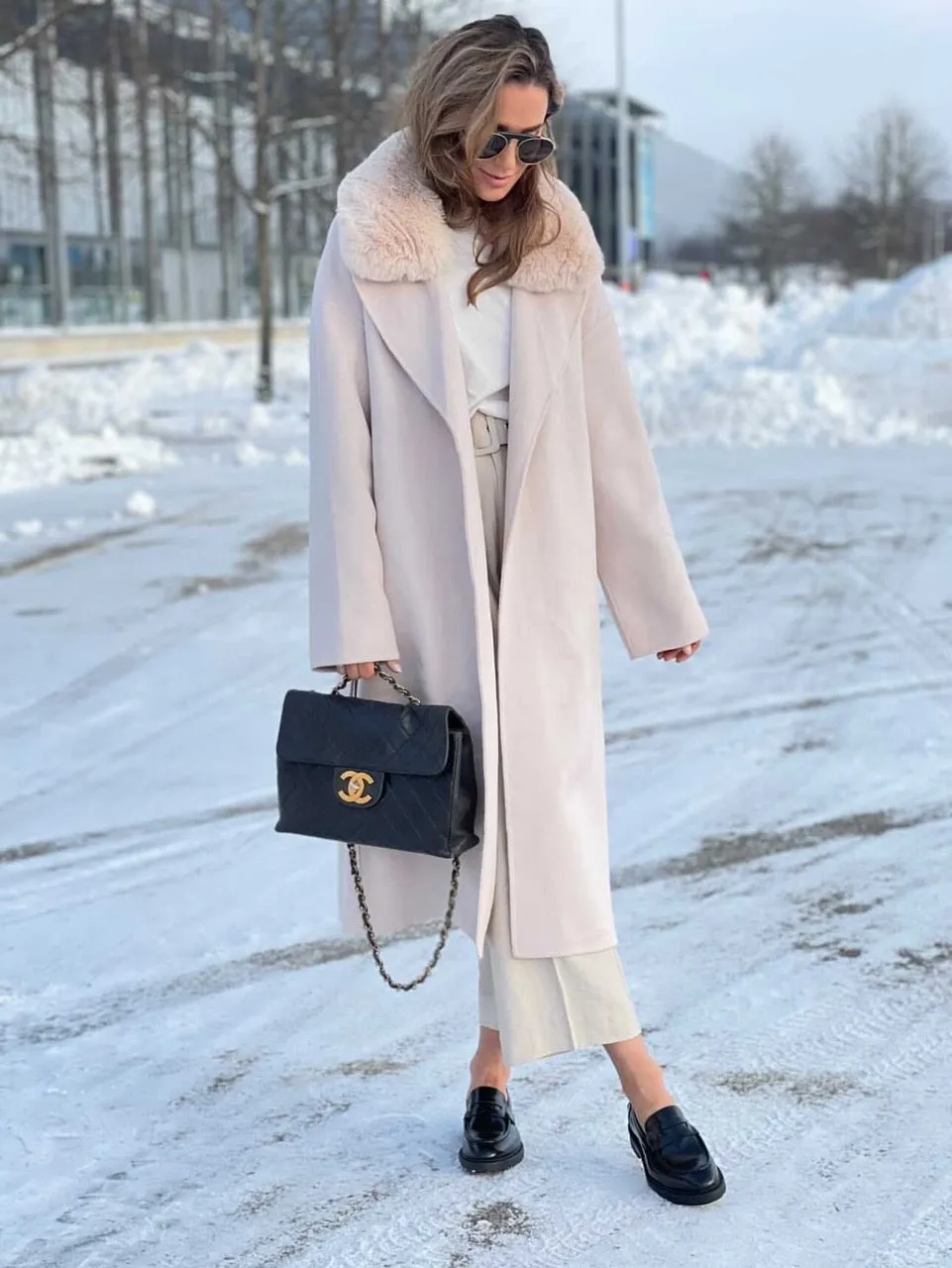 Carmen Cashmere Coat Beige - Sample sold by American Dream product image thumbnail 2