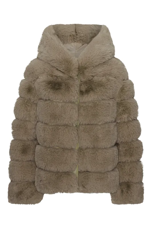 Blake Short Faux Fur Jacket Medium Brown sold by Americandreams