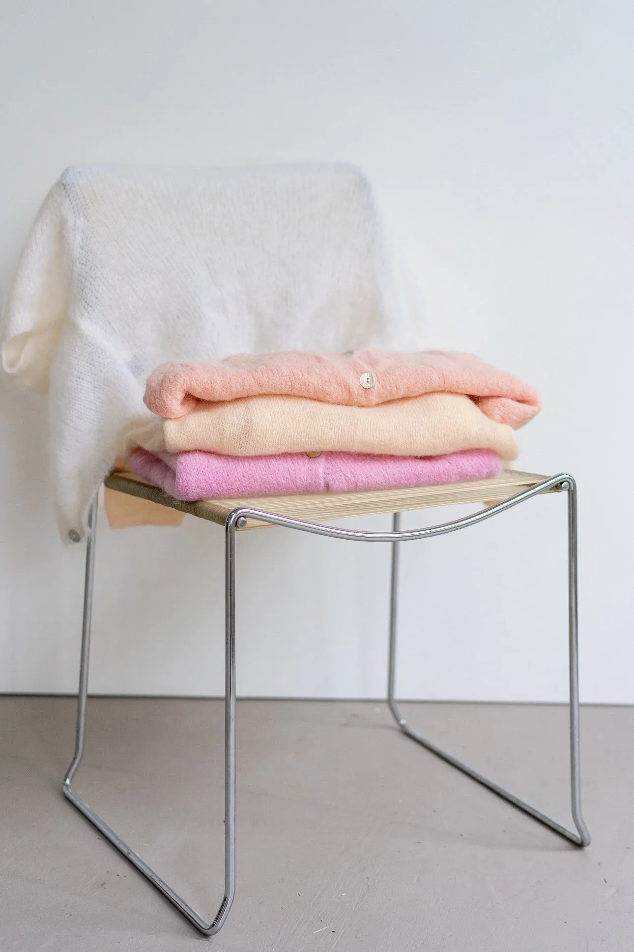 Harper Cardigan White sold by Americandreams product image thumbnail 2