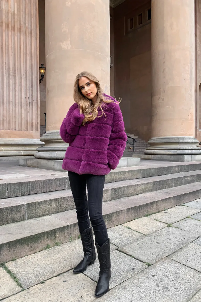 Blake Faux Fur Jacket Short Purple - Sample sold by Americandreams product image thumbnail 4